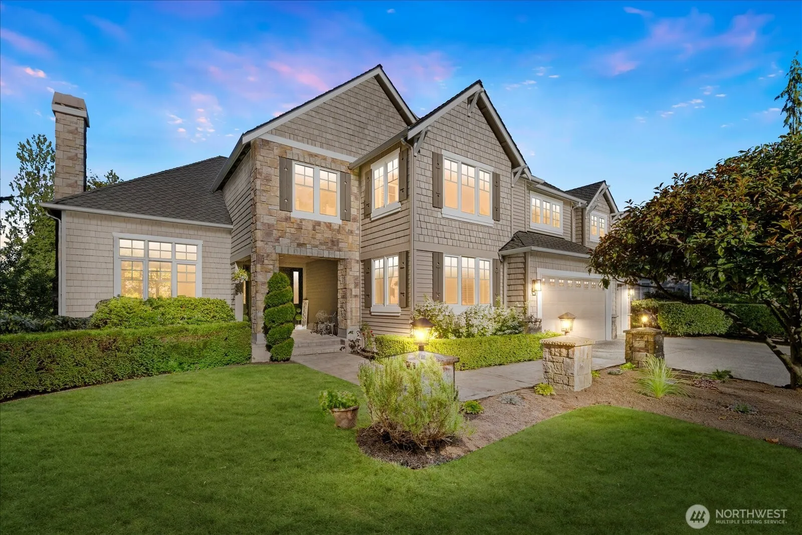 Property photo for 2046 277th Avenue Se, Sammamish