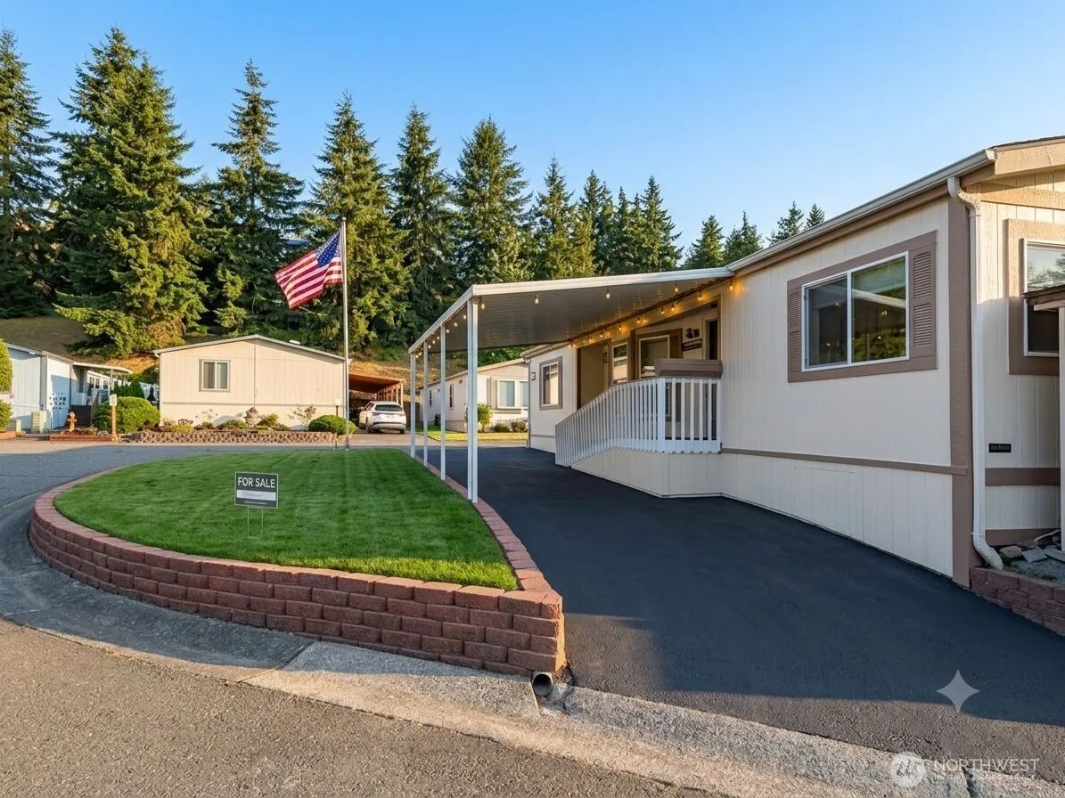 Property photo for 5810 Fleming Street #77, Everett photo 2
