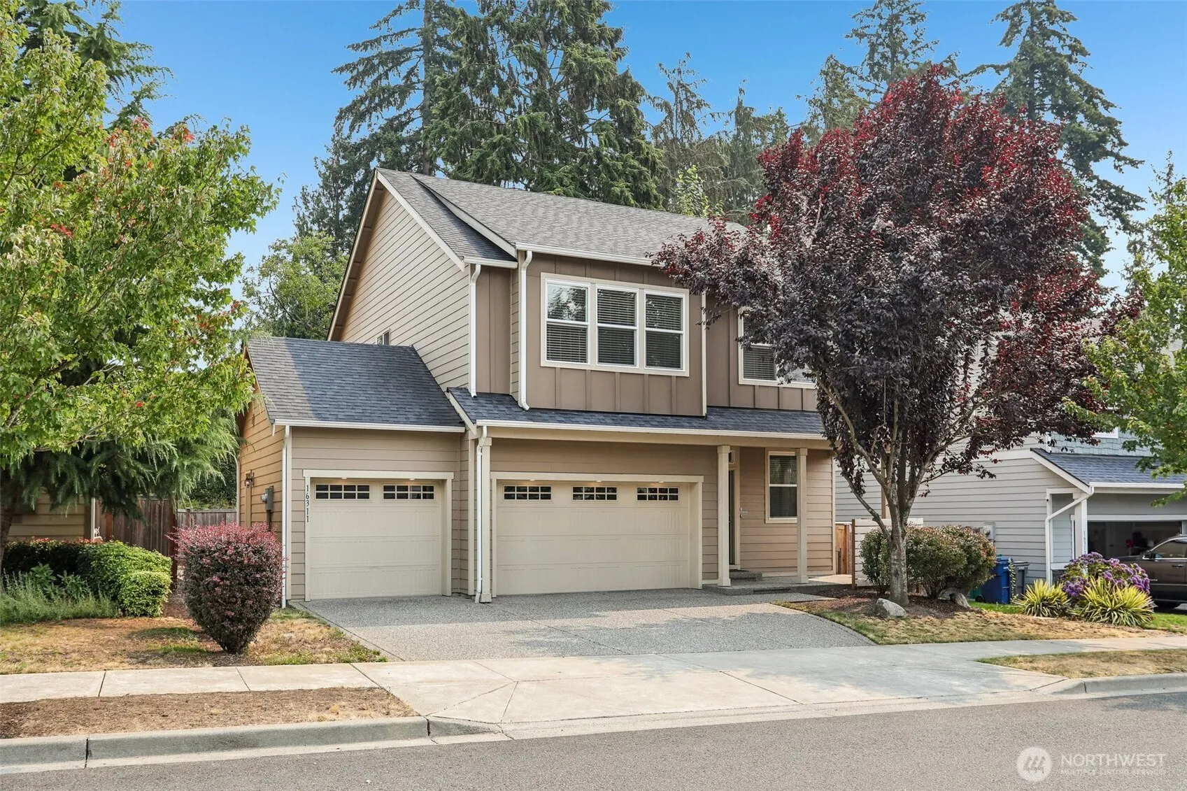 Property photo for 16311 38th Drive Se, Bothell photo 2