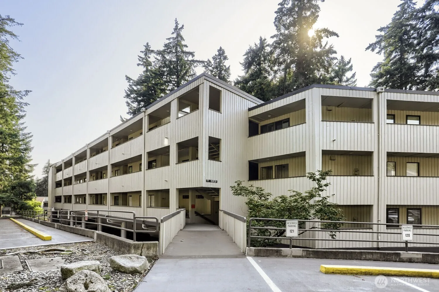Property photo for 10819 Ne 37th Place #227, Bellevue