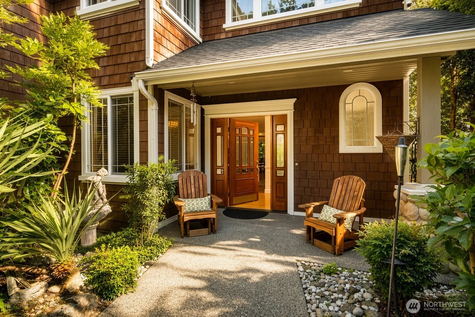 Property photo for 11612 Ne 107th Lane, Kirkland photo 4