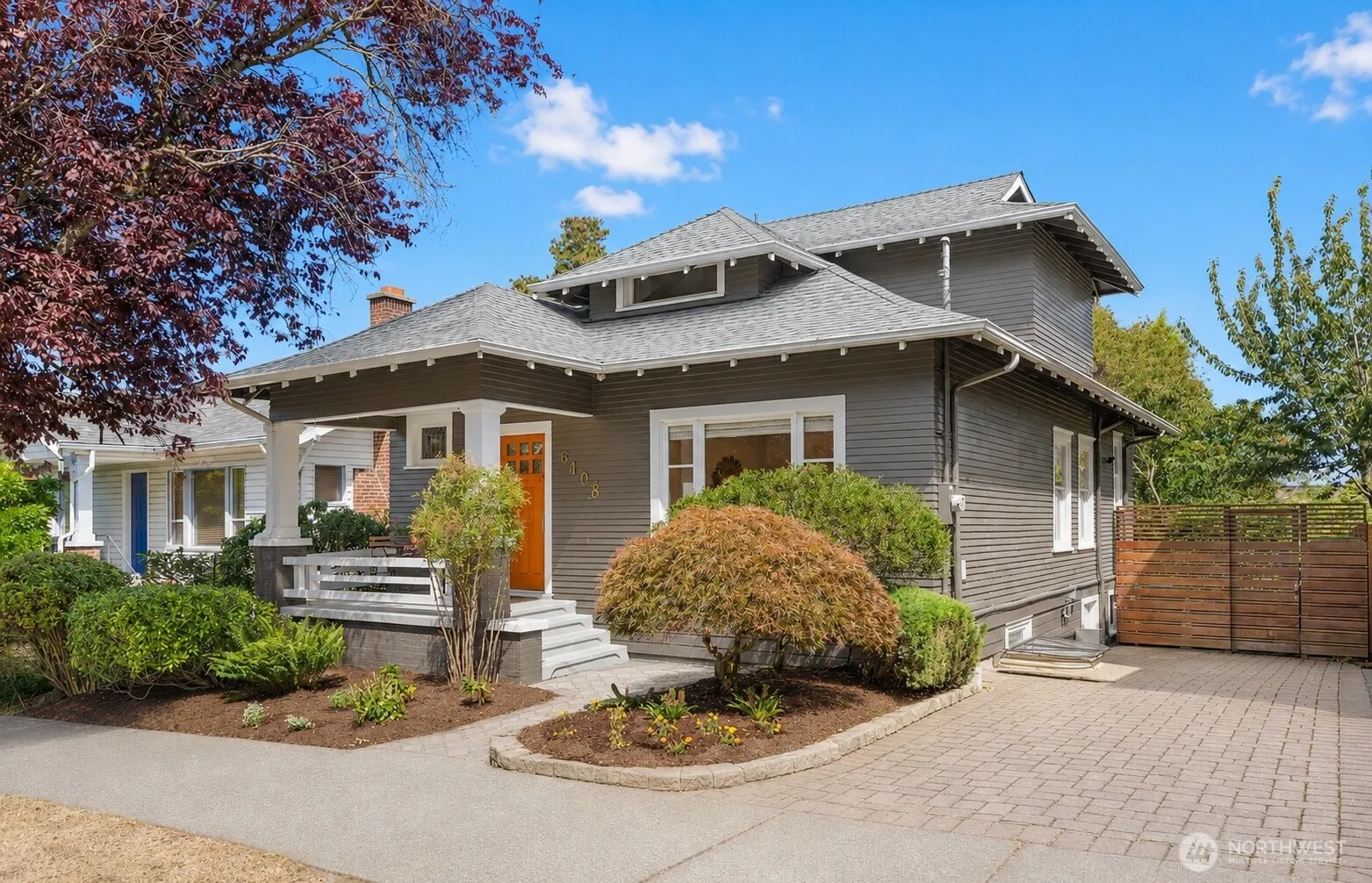 Property photo for 6408 Francis Avenue N, Seattle