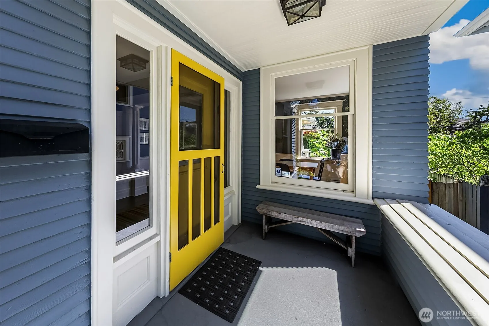 Property photo for 418 16th Avenue E #418, Seattle photo 3