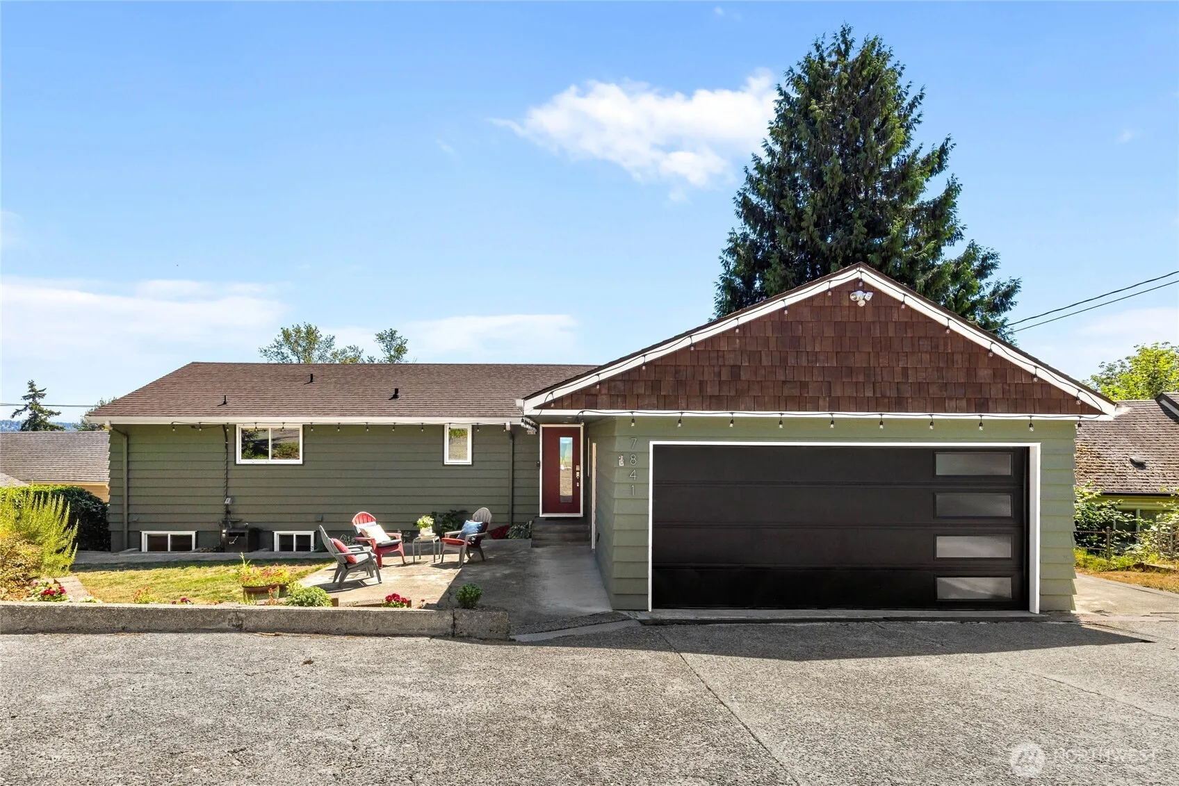 Property photo for 7841 S 135th Street, Seattle photo 3