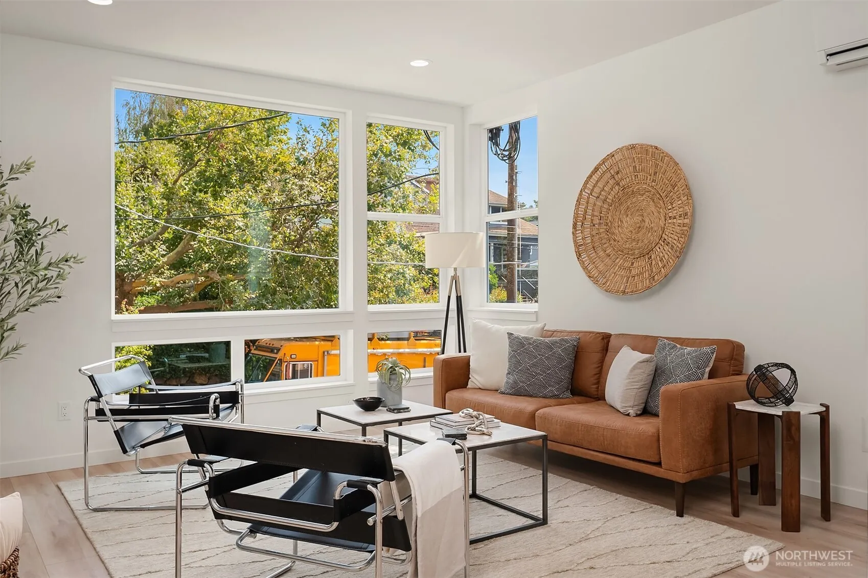 Property photo for 721 15th Avenue #a, Seattle photo 4