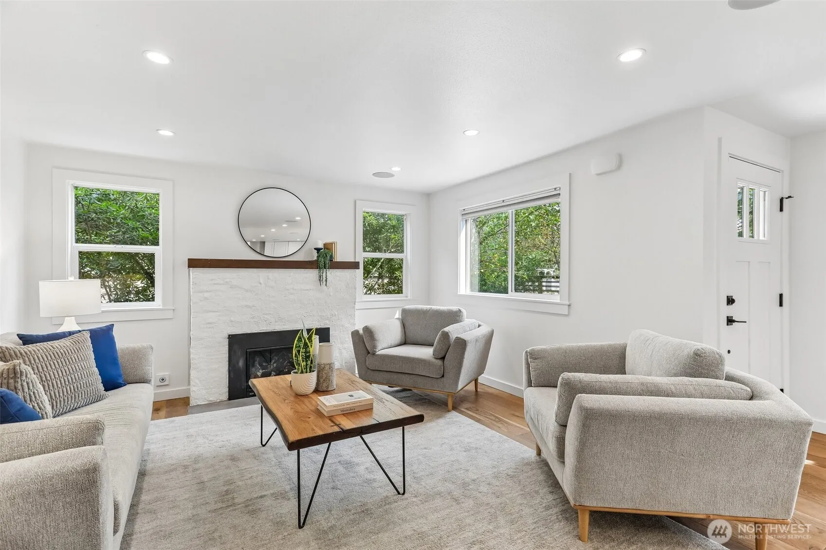 Property photo for 1302 Nw 90th Street, Seattle photo 3