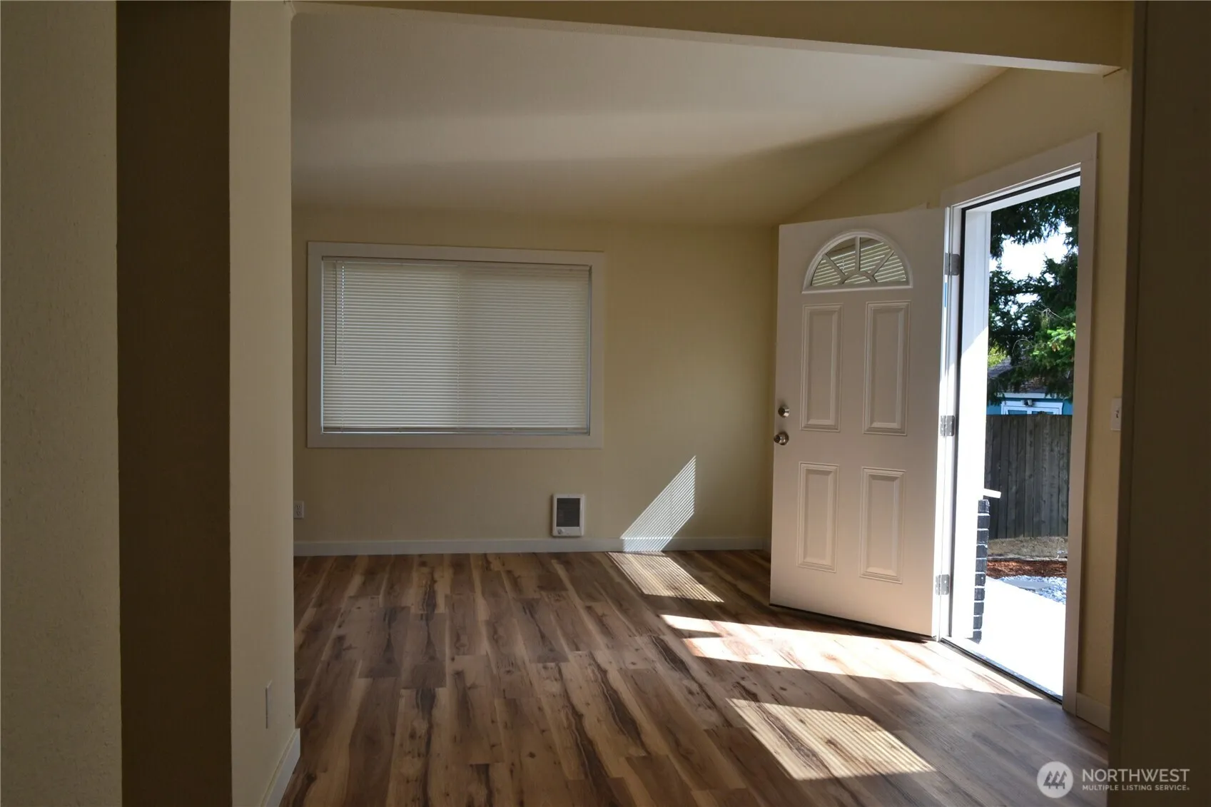 Property photo for 3516 E T Street, Tacoma photo 2