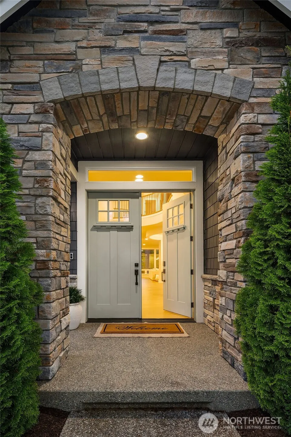 Property photo for 2025 211th Avenue Ne, Sammamish photo 3