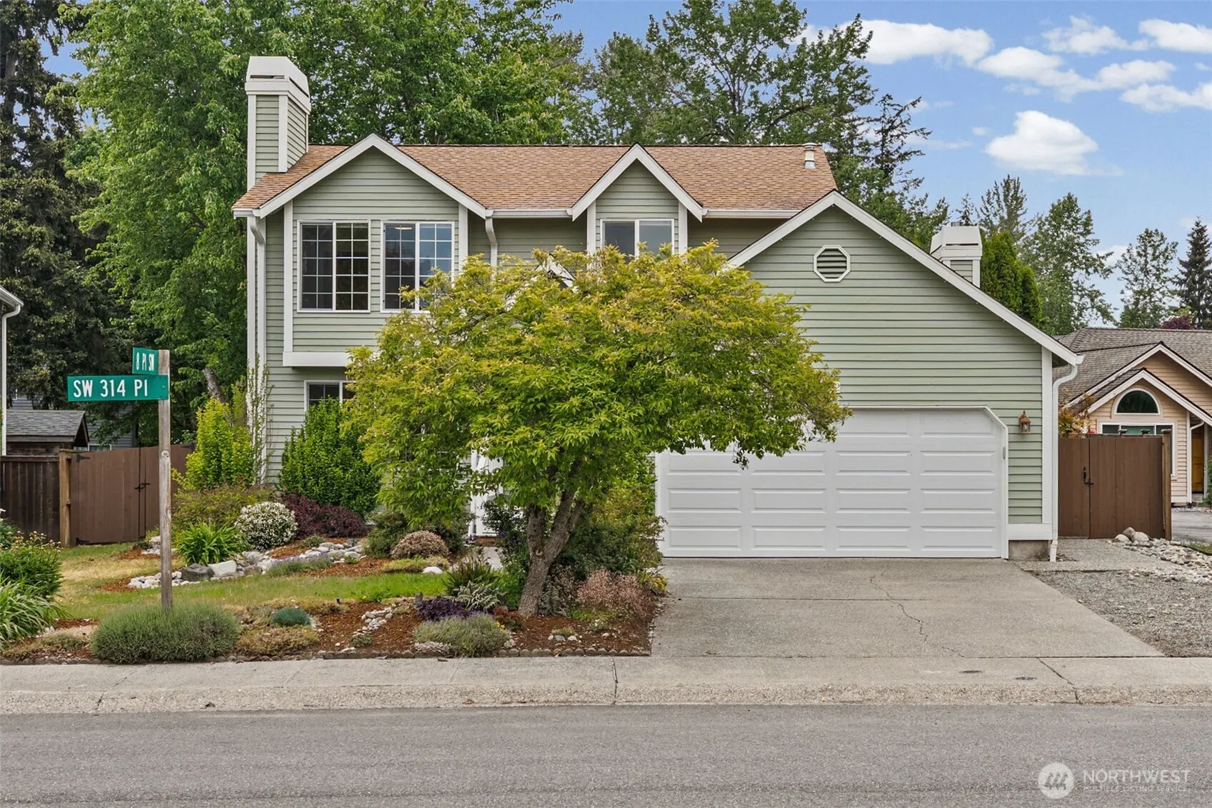 Property photo for 822 Sw 314th Place, Federal Way