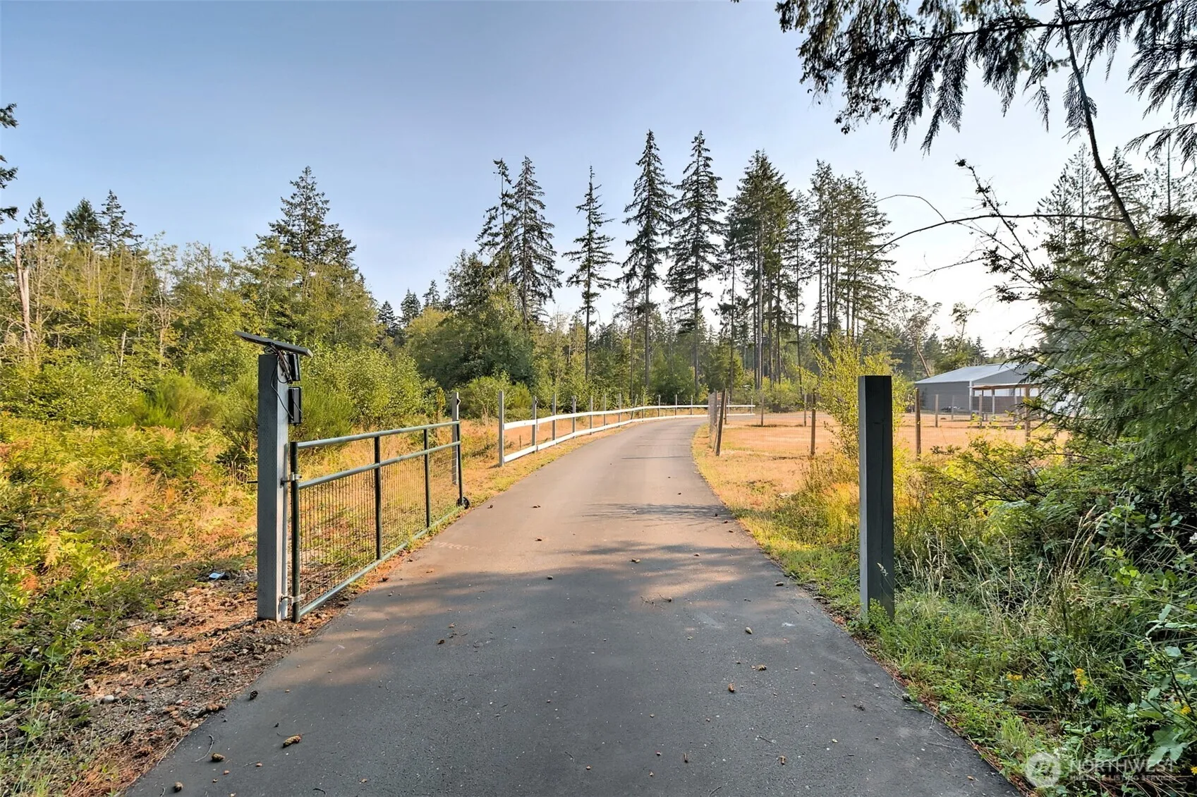 Property photo for 2617 E Harstine Island Road N, Shelton photo 3