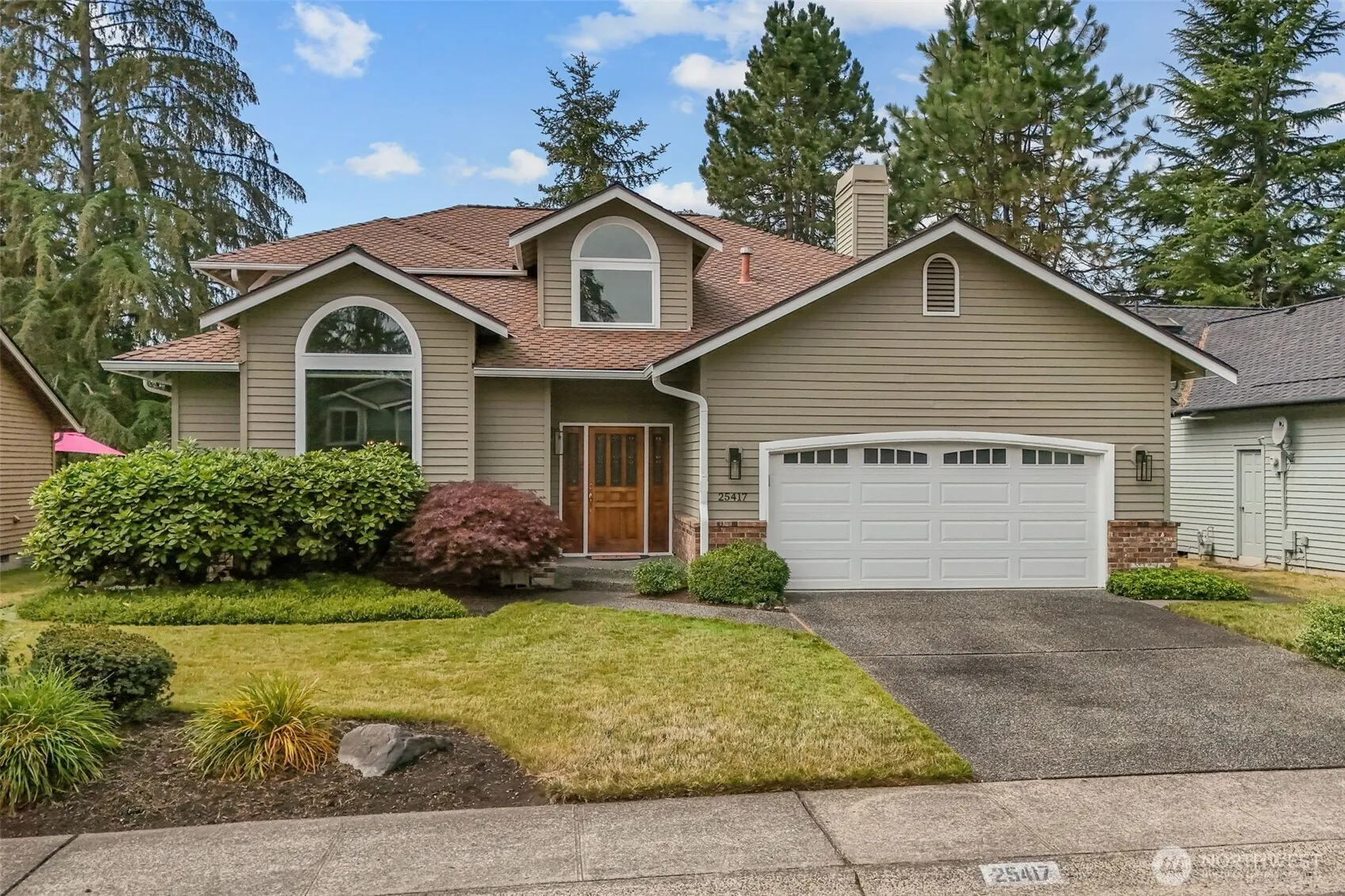 Property photo for 25417 Lake Wilderness Country Club Drive Se, Maple Valley