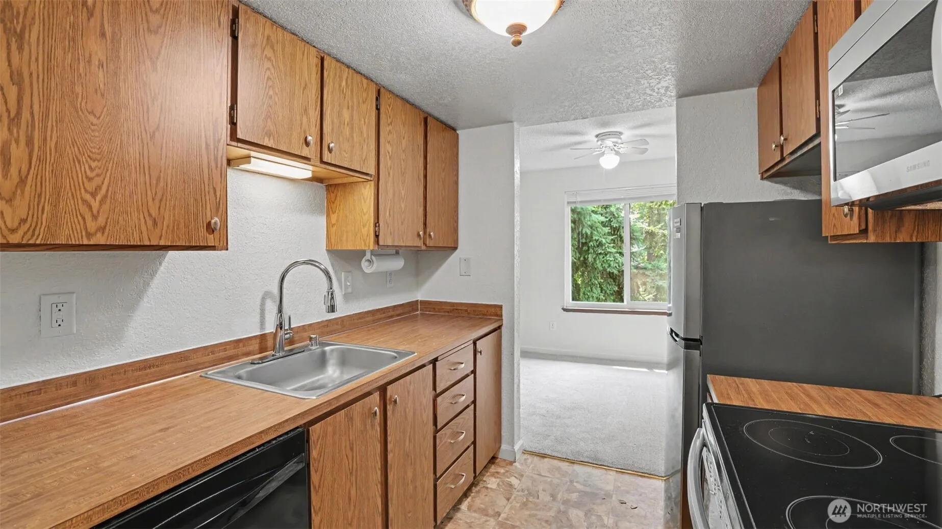 Property photo for 10021 Se 235th Place #303, Kent photo 5