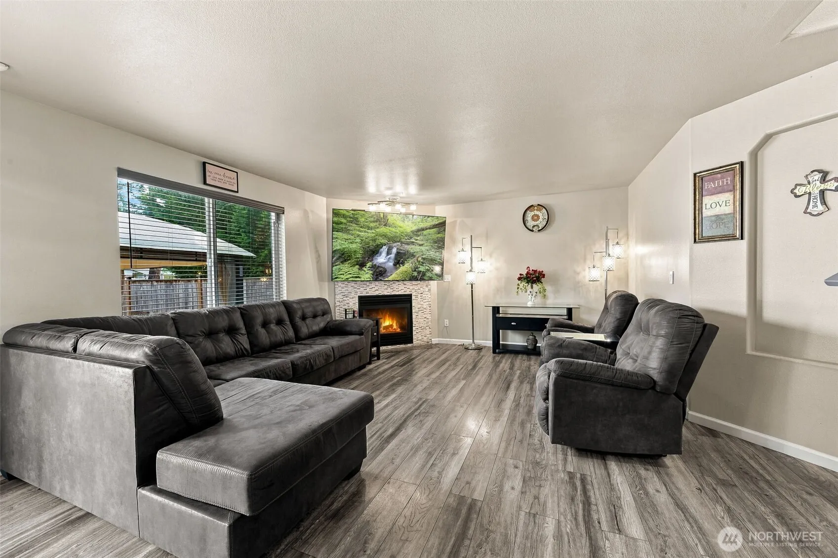 Property photo for 211 177th Street E, Spanaway photo 5