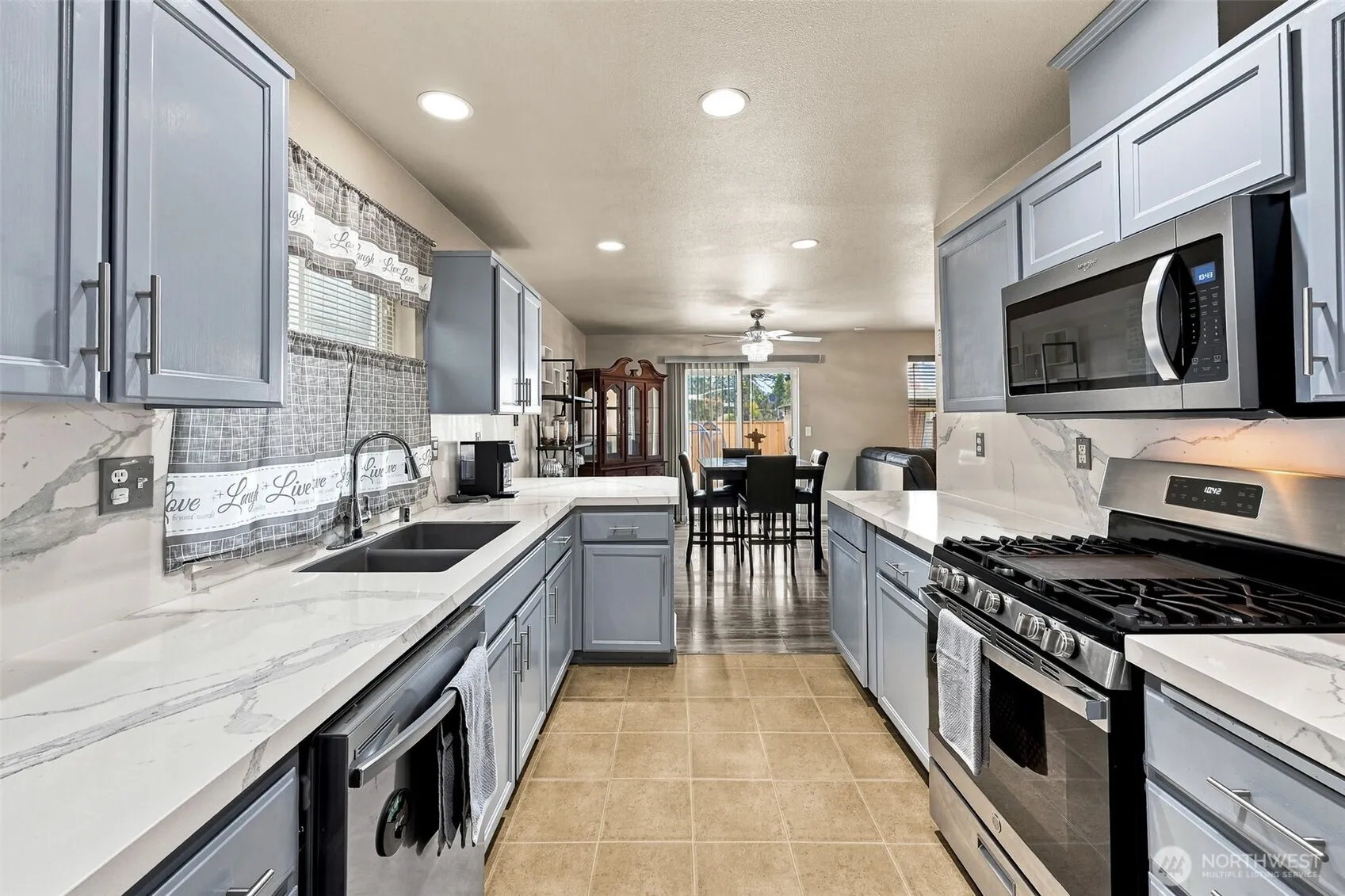 Property photo for 211 177th Street E, Spanaway photo 3