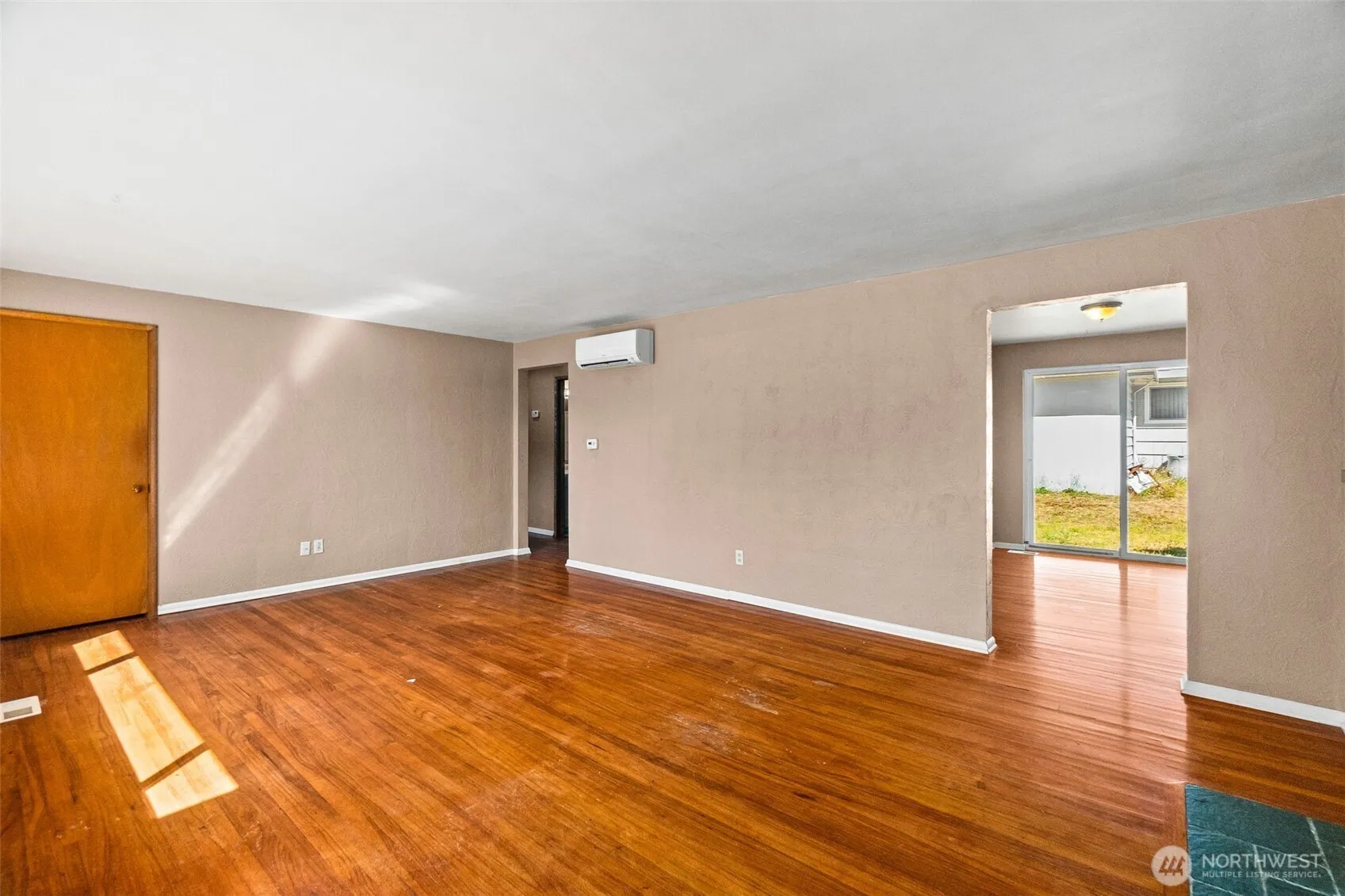 Property photo for 704 Weir Street Se, Olympia photo 5