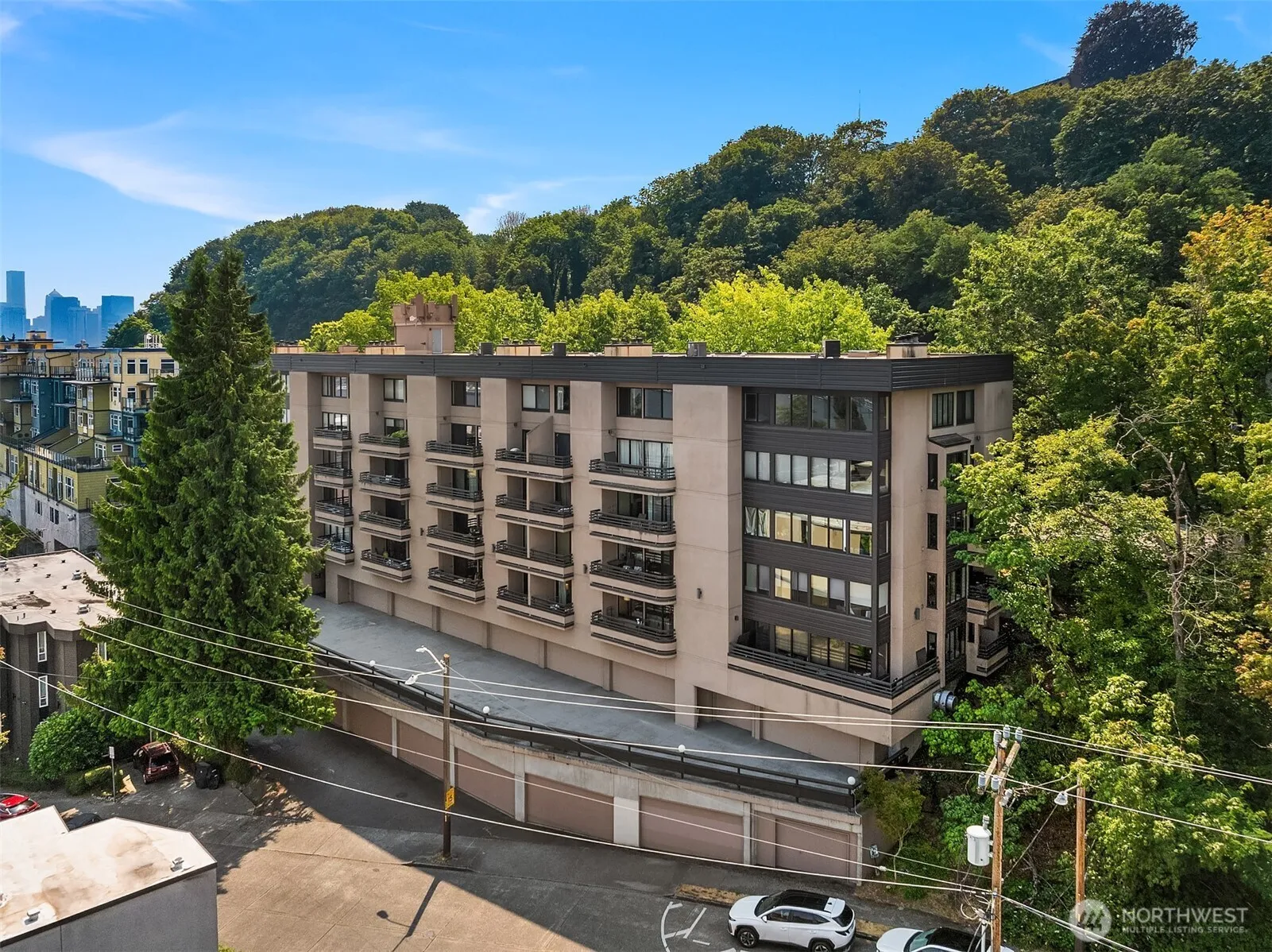 700 Crockett Street #104