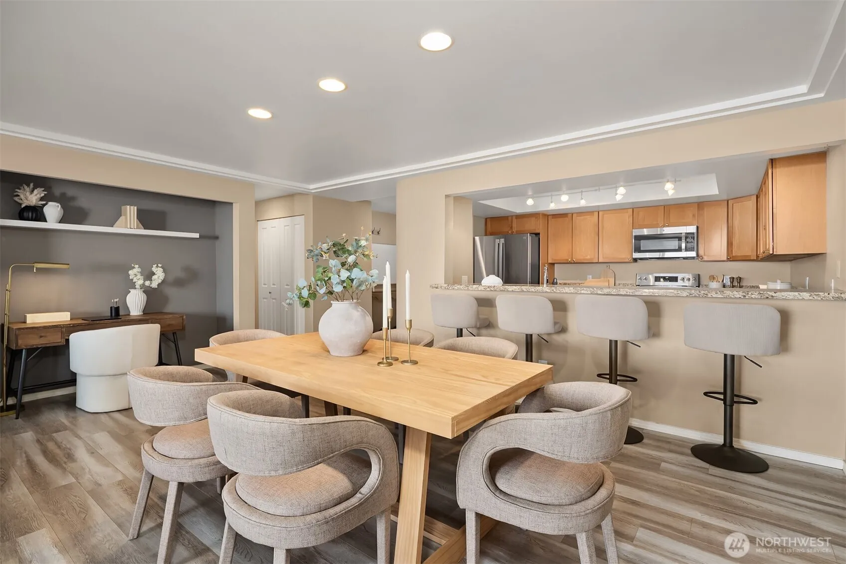 Property photo for 700 Crockett Street #104, Seattle photo 5