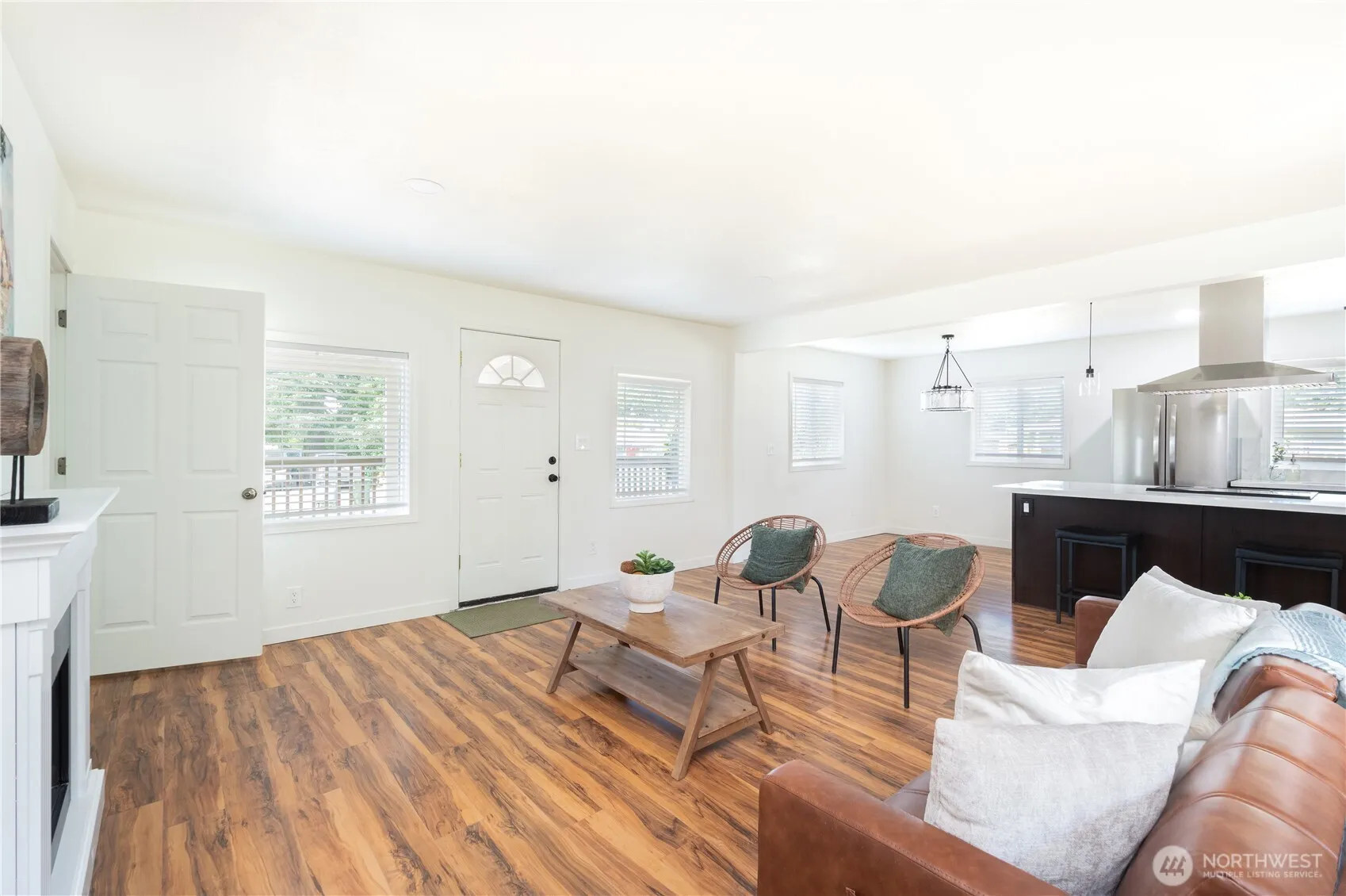 Property photo for 9028 Highland Avenue Sw, Lakewood photo 5