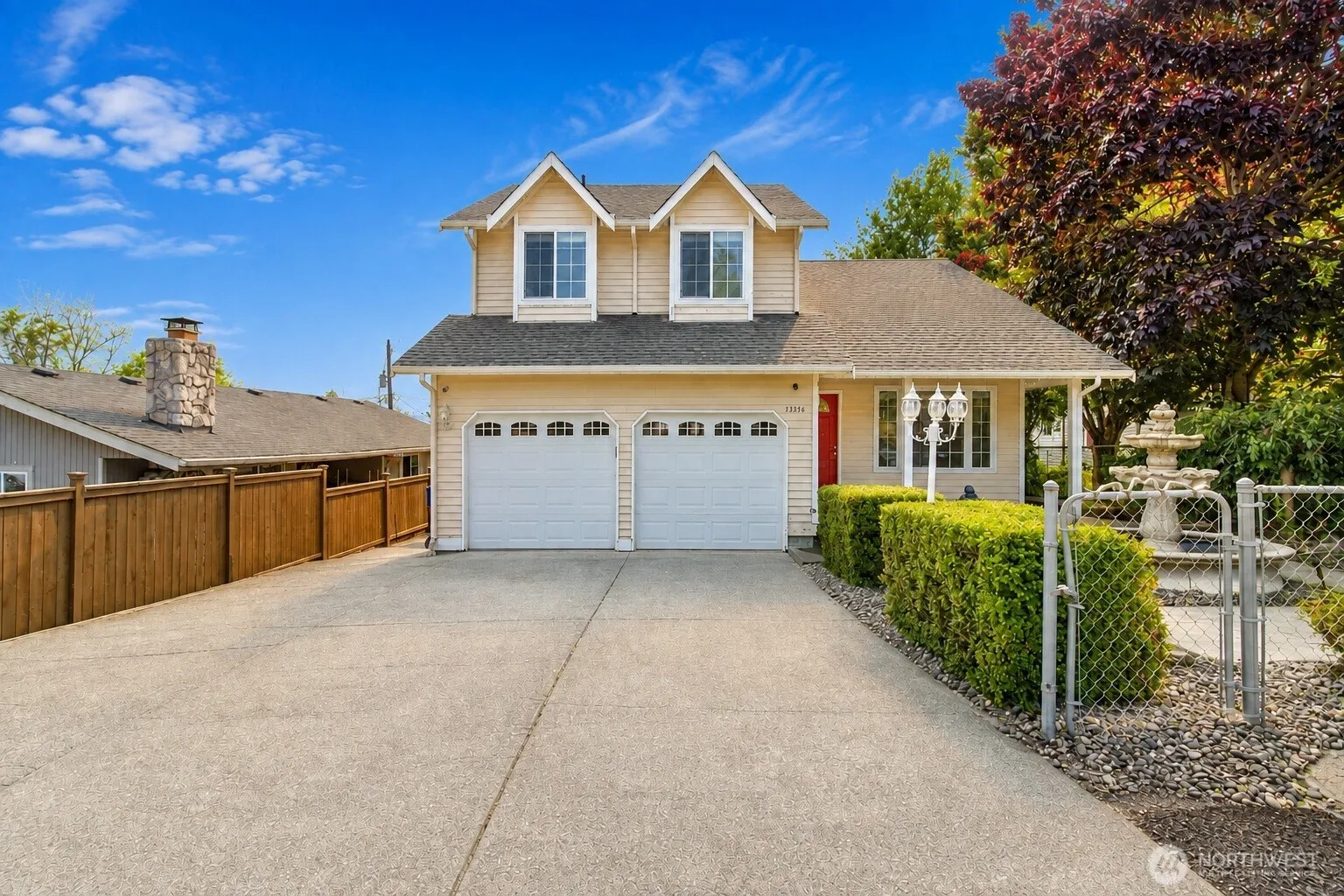 Property photo for 13336 35th Avenue S, Tukwila