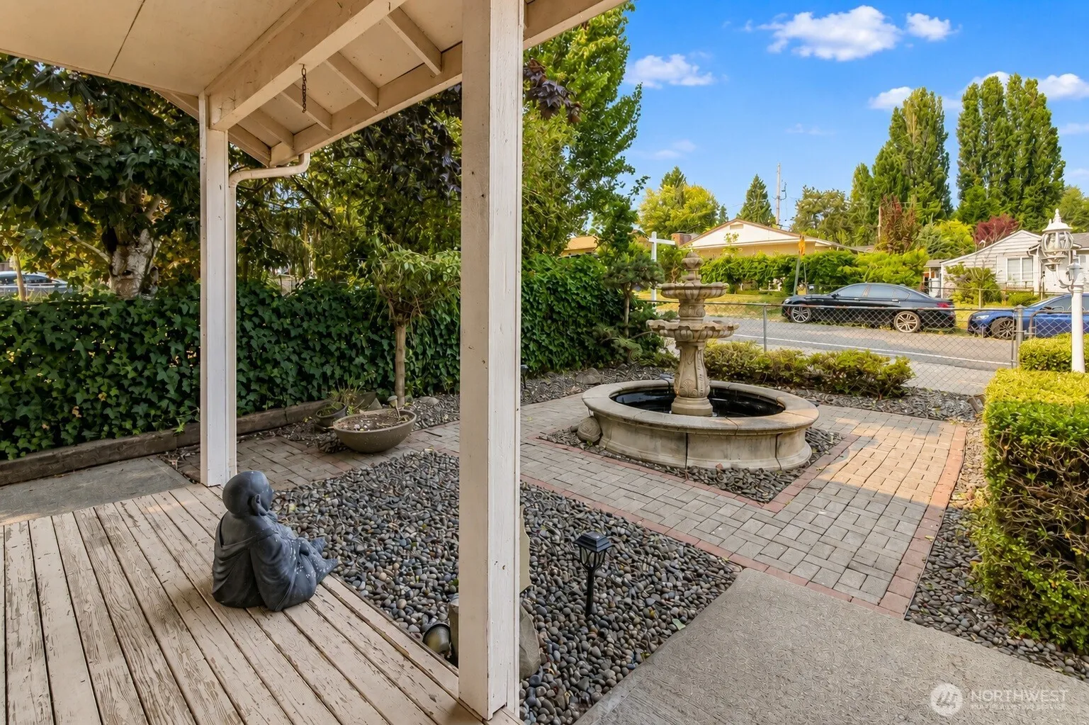 Property photo for 13336 35th Avenue S, Tukwila photo 3