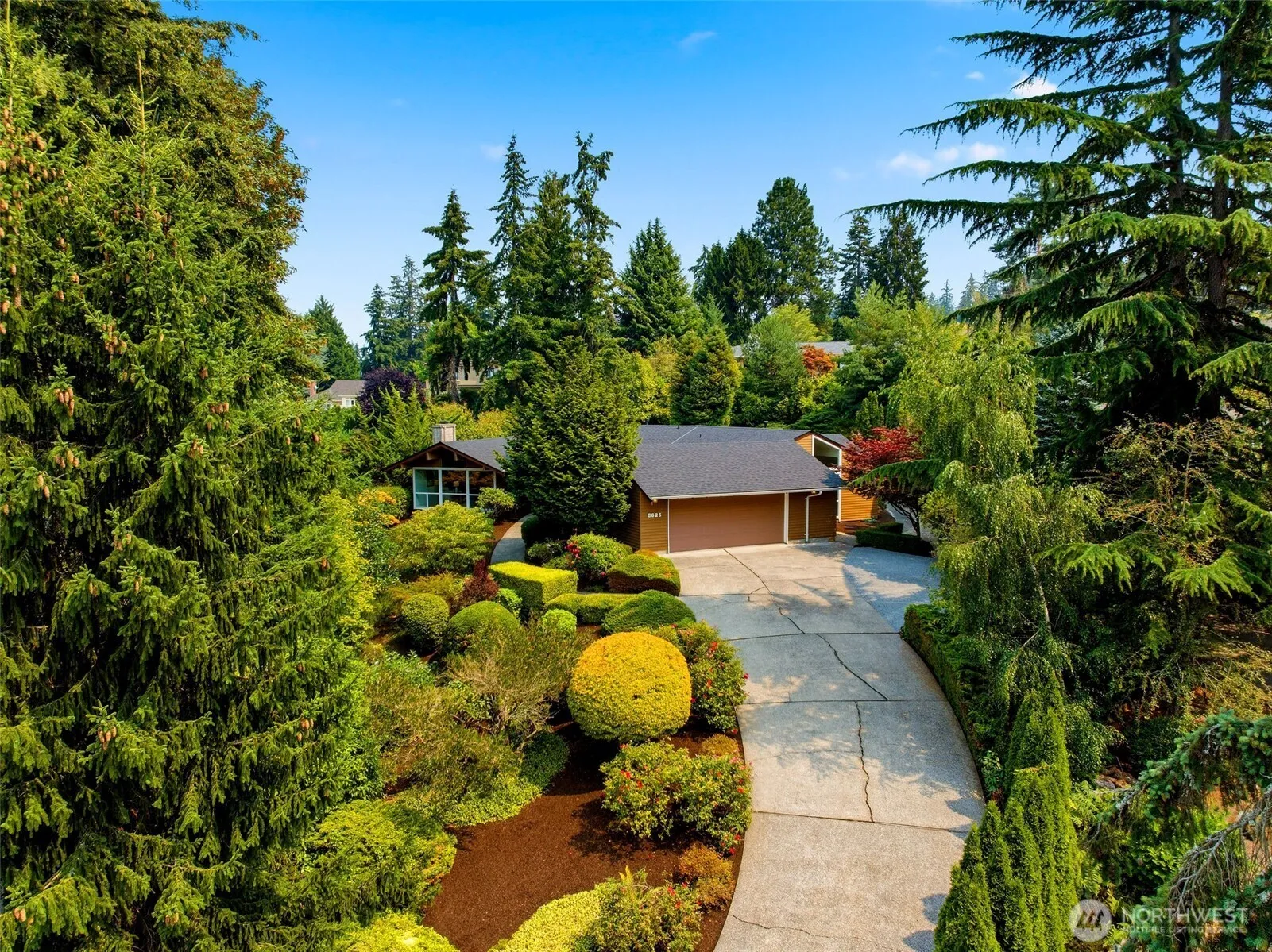 Property photo for 8626 Ne 26th Place, Clyde Hill