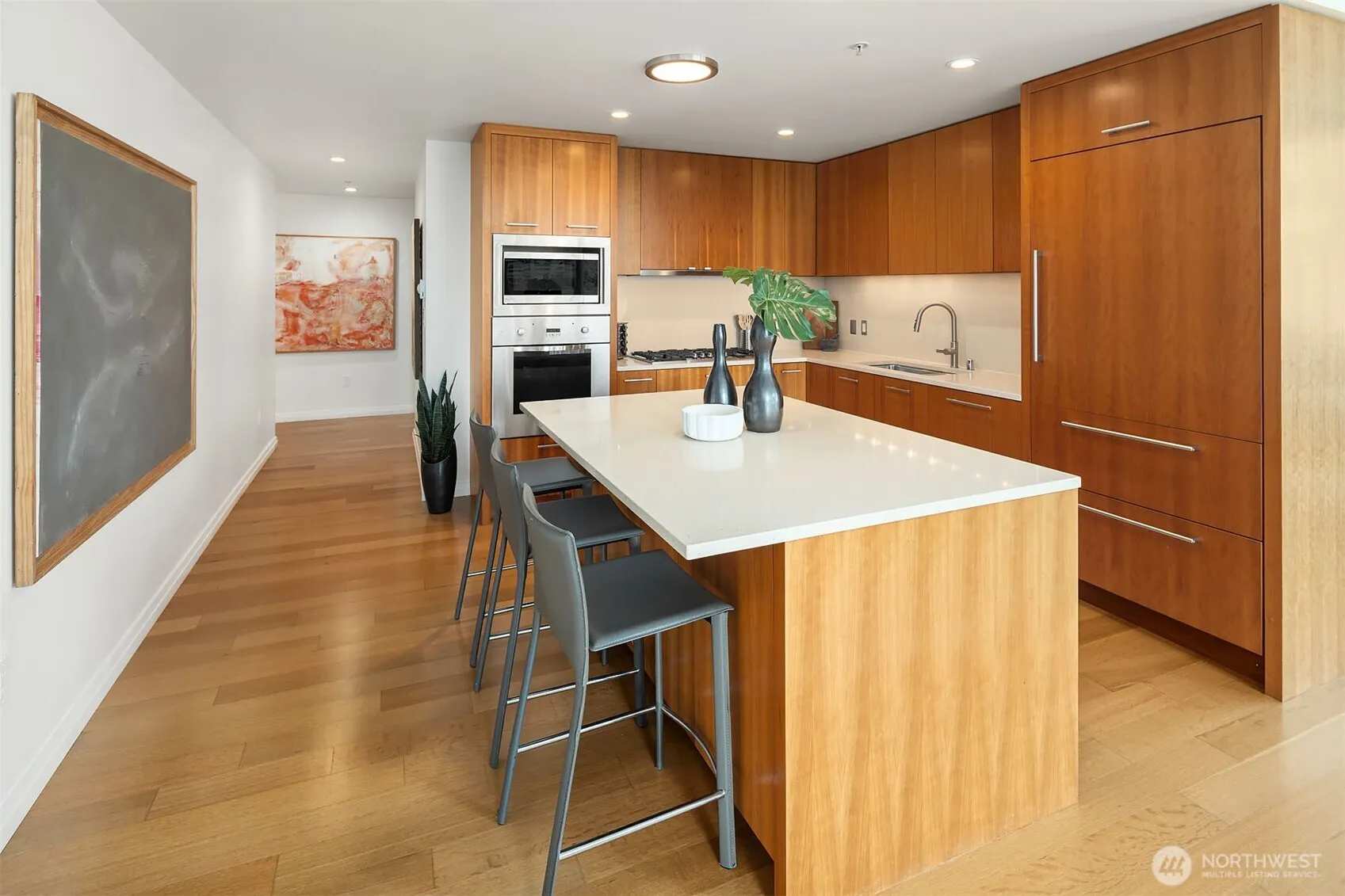 Property photo for 500 106th Avenue Ne #905, Bellevue photo 5