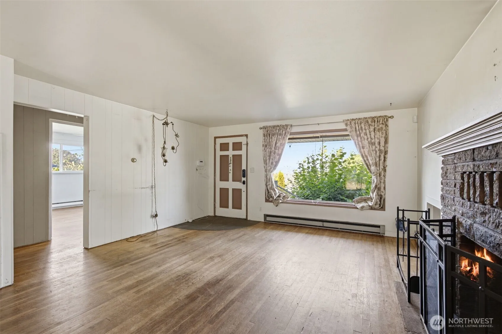 Property photo for 232 Bridgeway, Everett photo 5