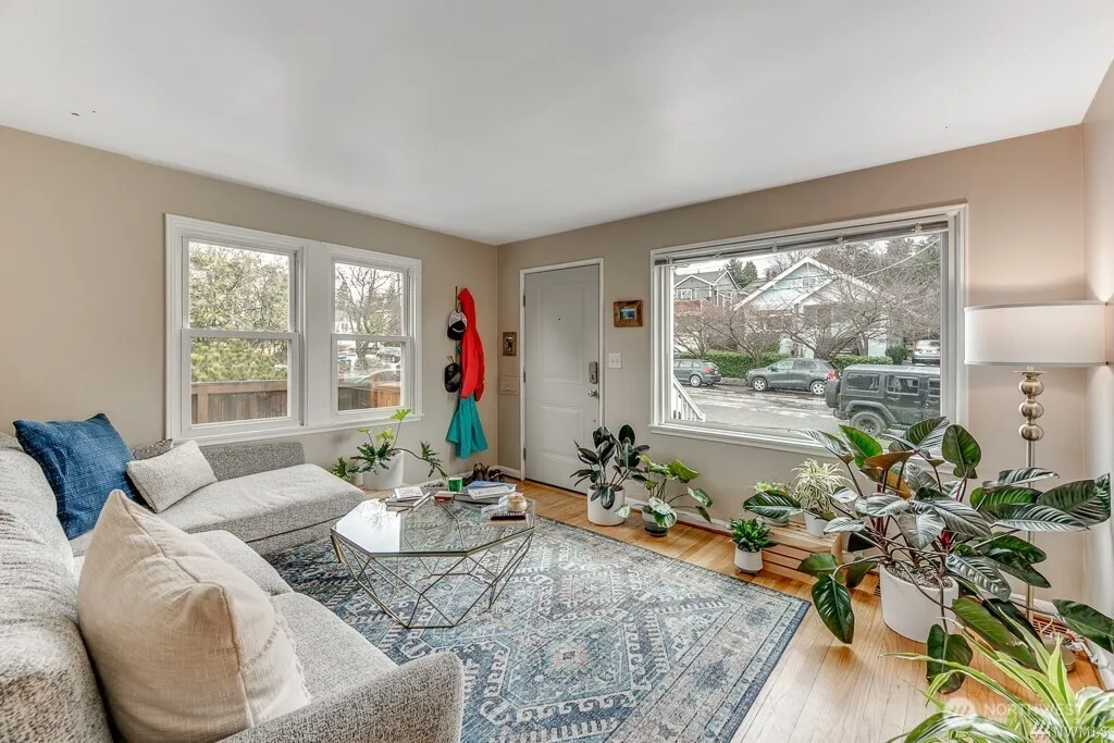 Property photo for 6041 5th Avenue Nw, Seattle photo 3