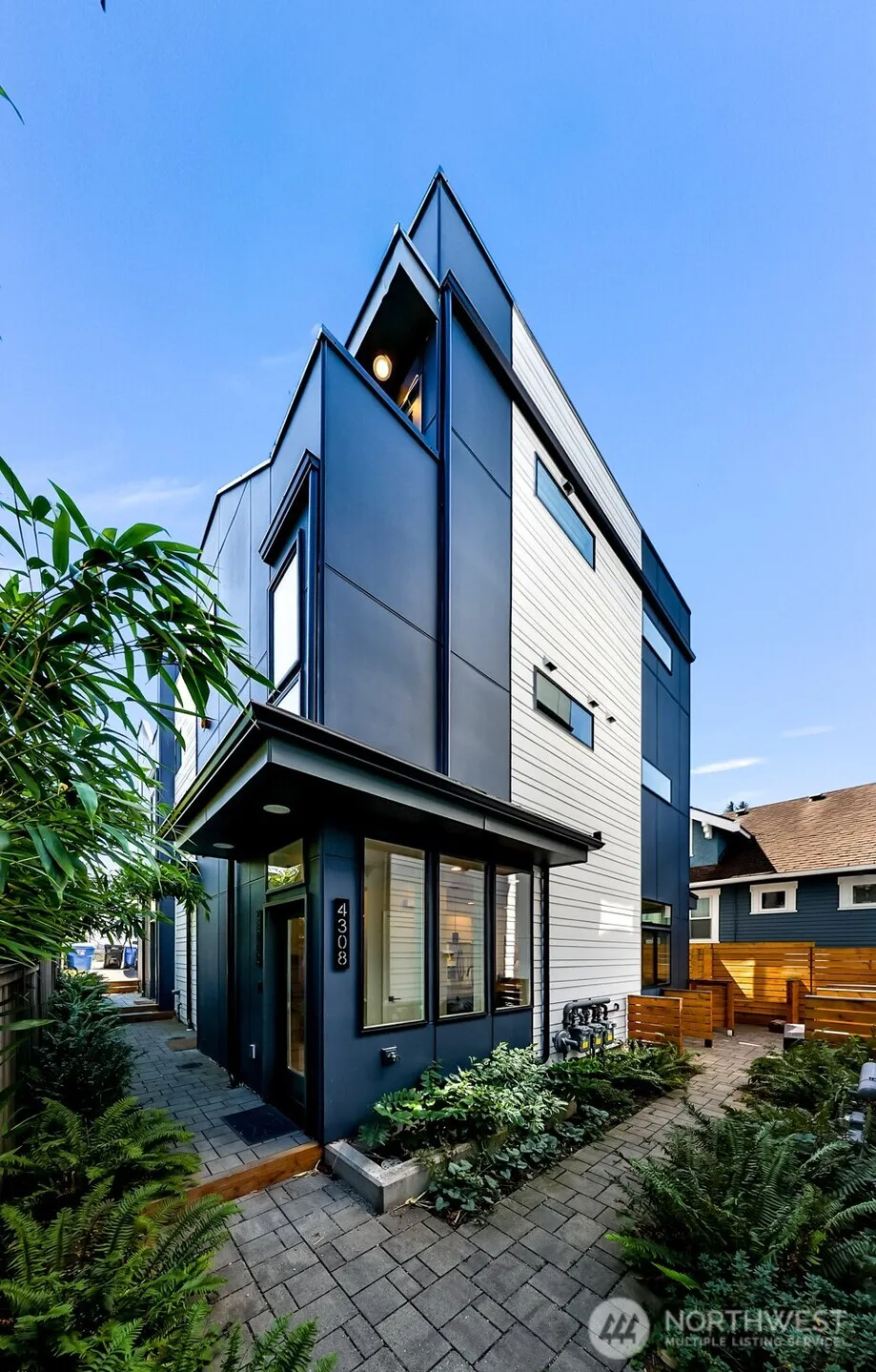 Property photo for 4308 Wallingford Avenue N #c, Seattle