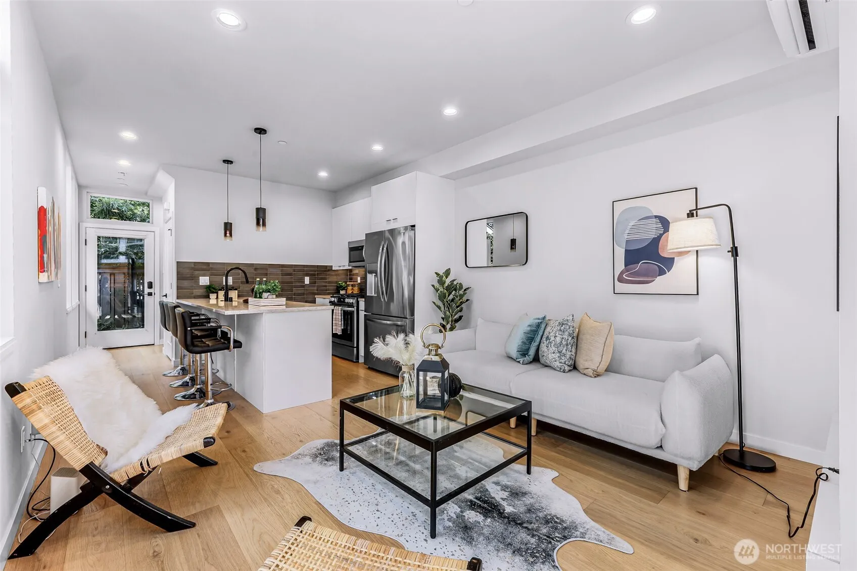 Property photo for 4308 Wallingford Avenue N #c, Seattle photo 5
