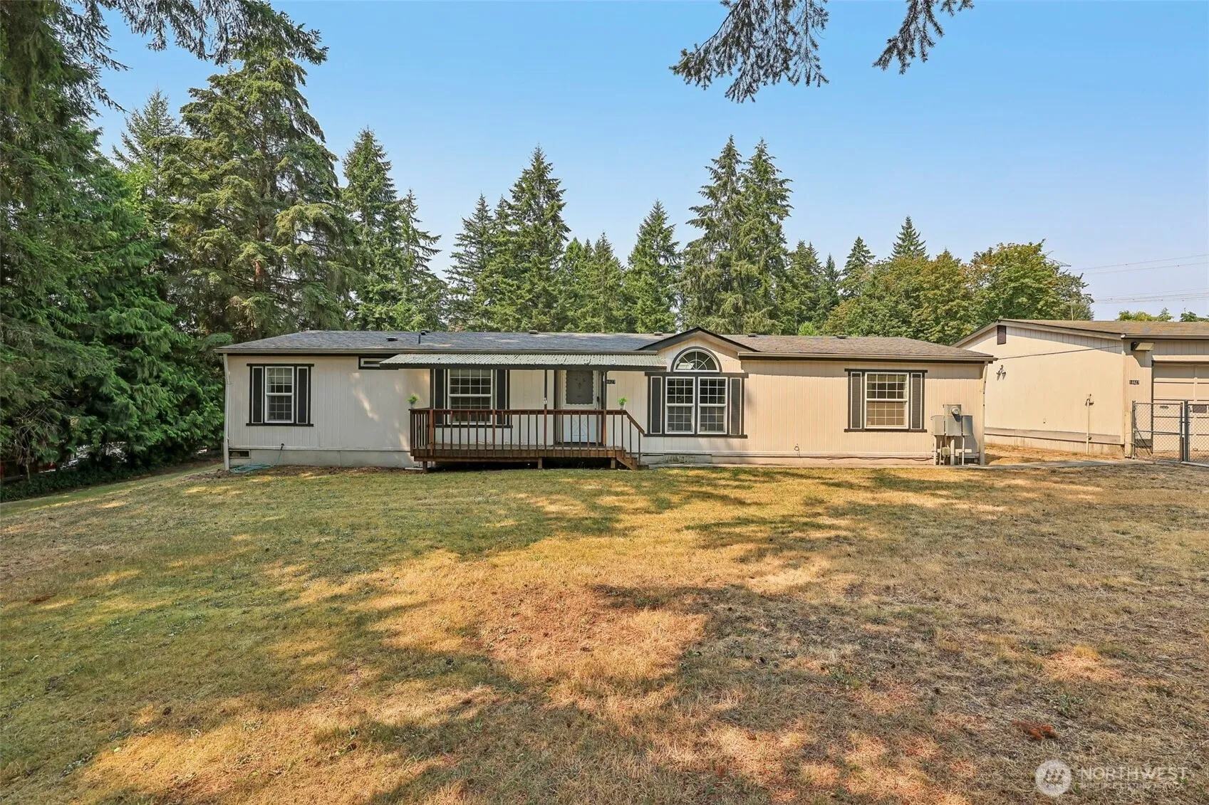 Property photo for 16627 230th Avenue Se, Maple Valley photo 2