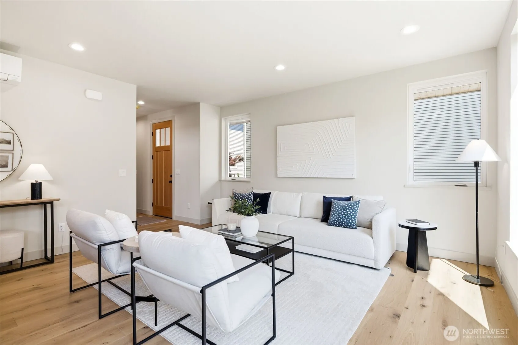 Property photo for 11737 40th Avenue Ne #a, Seattle photo 3