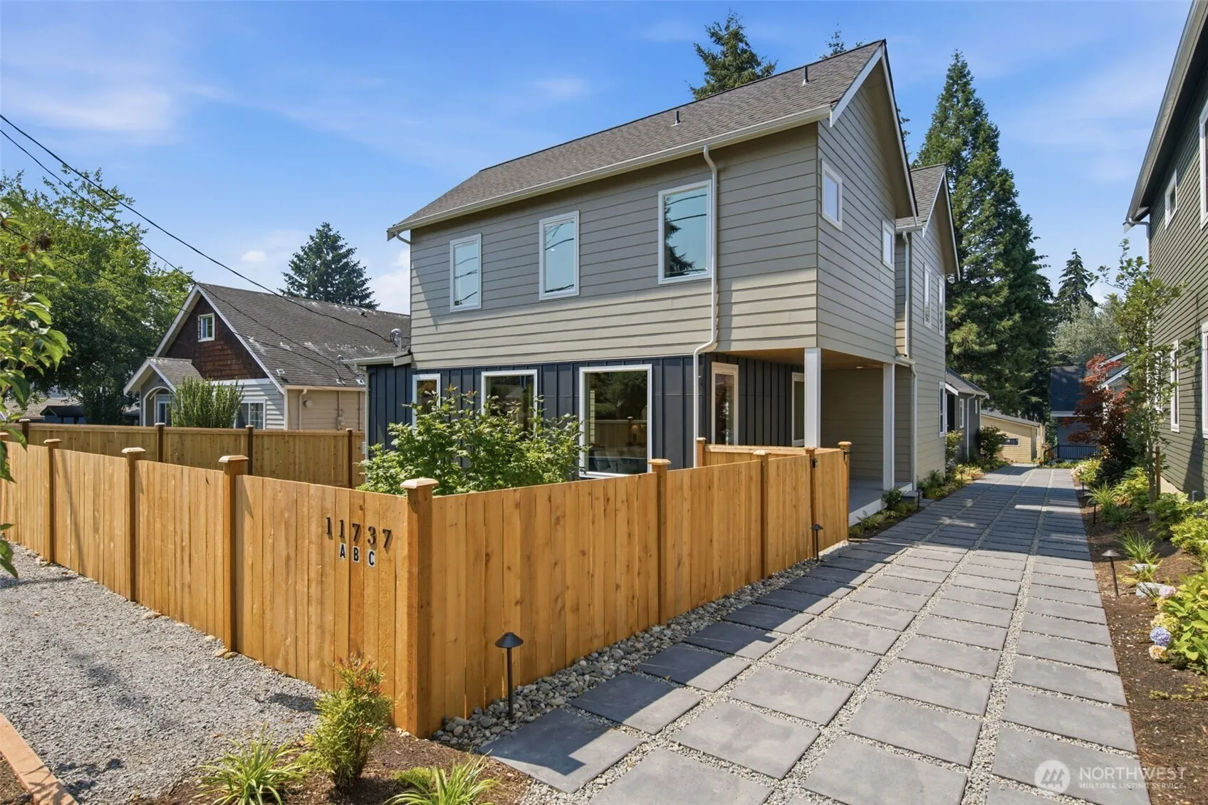 Property photo for 11737 40th Avenue Ne #a, Seattle