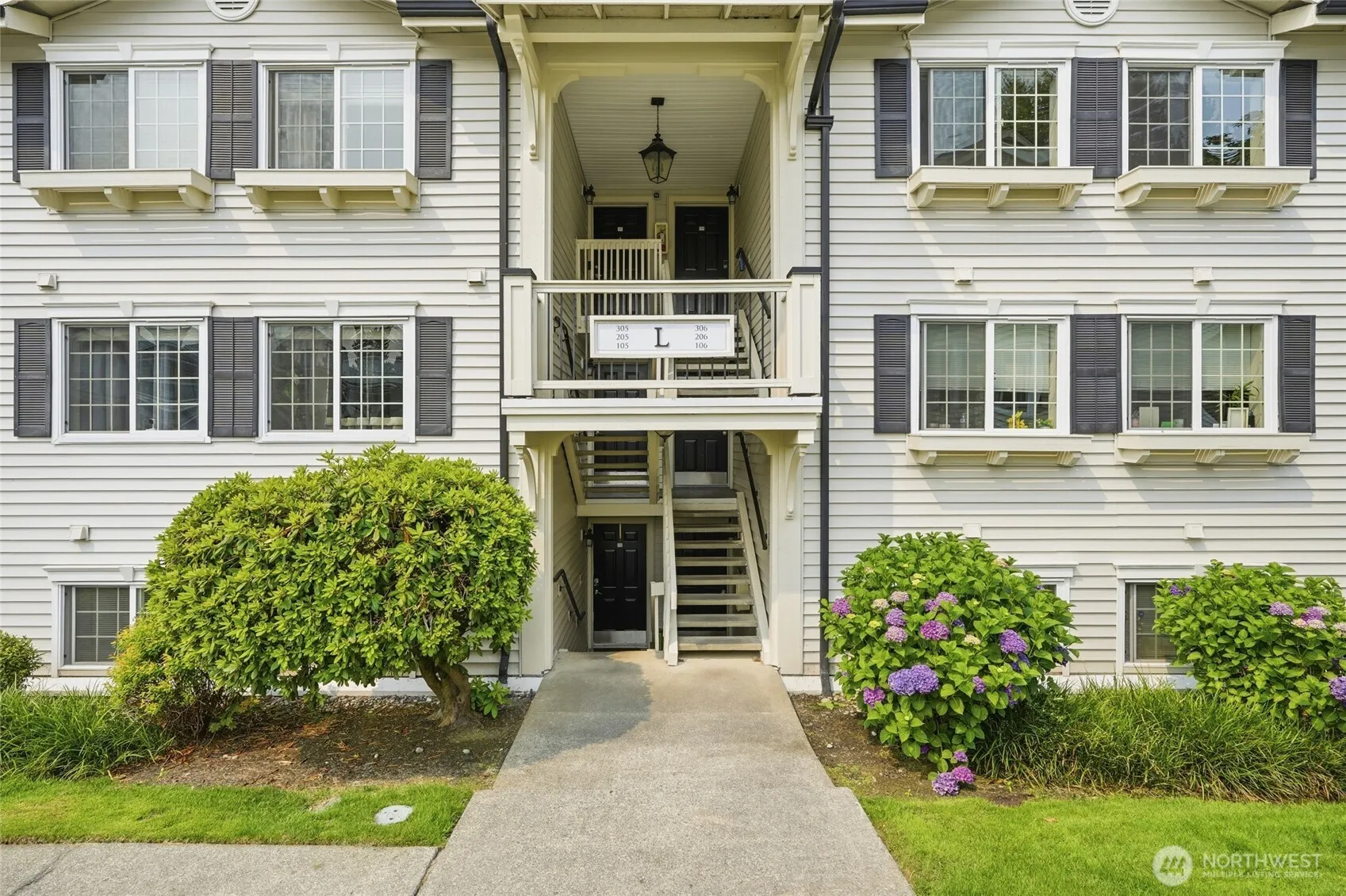 Property photo for 12404 E Gibson Road #l306, Everett photo 3