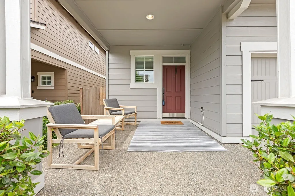 Property photo for 1210 29th Street Nw, Puyallup photo 3