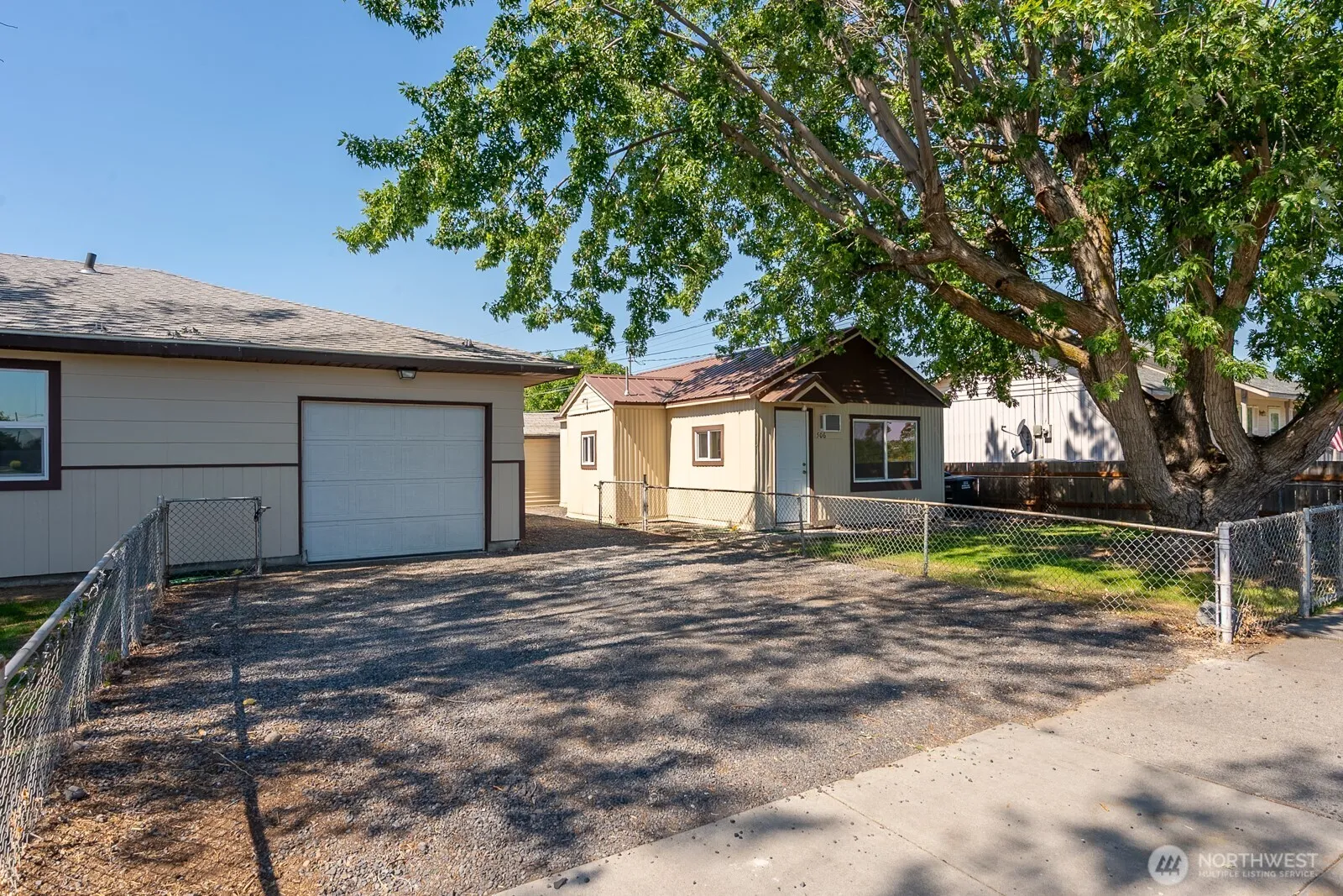 Property photo for 2104 W Spruce Street, Moses Lake photo 4