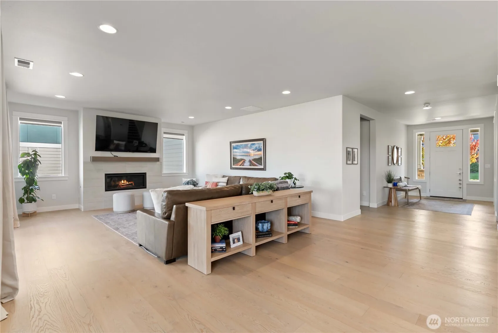 Property photo for 33473 Walnut Avenue Se, Black Diamond photo 4