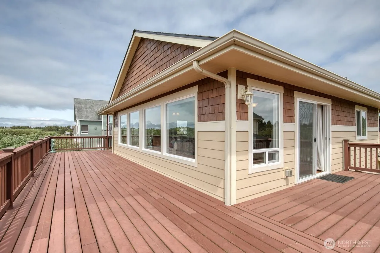 Property photo for 507 Sand Dune Avenue Sw, Ocean Shores photo 4