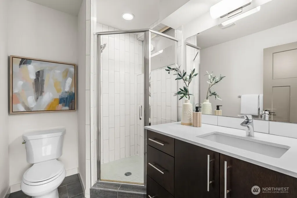 Property photo for 3818 B 23rd Avenue W #b, Seattle photo 4