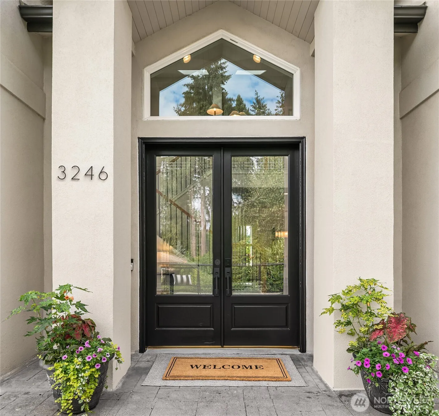 Property photo for 3246 W Lake Sammamish Parkway Ne, Redmond photo 4
