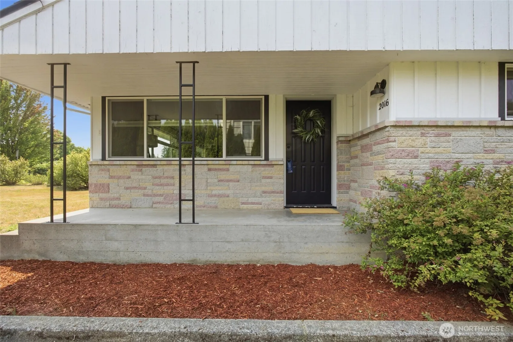 Property photo for 2016 Dickinson Avenue Nw, Olympia photo 4