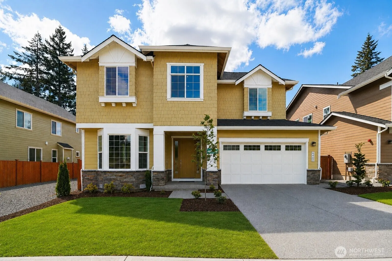 Property photo for 6406 213th Avenue Ct E, Lake Tapps photo 2