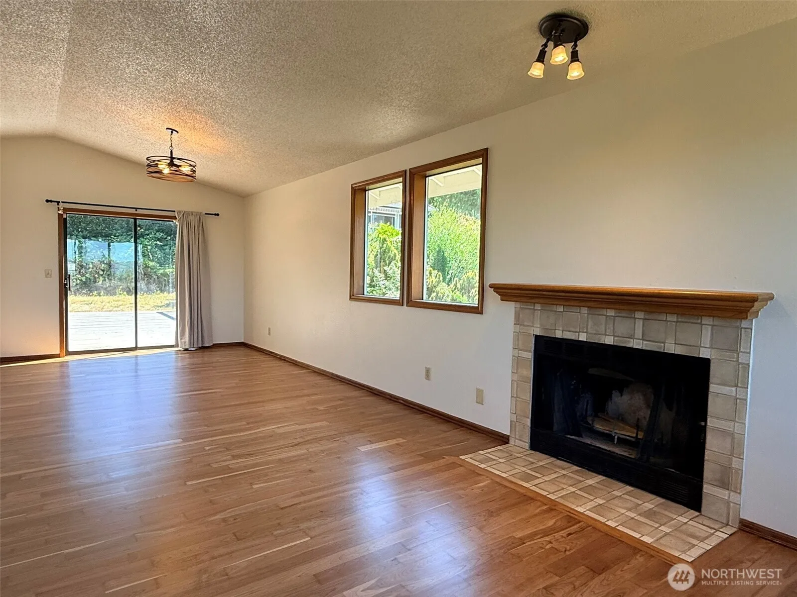 Property photo for 19242 98th Avenue S, Renton photo 4