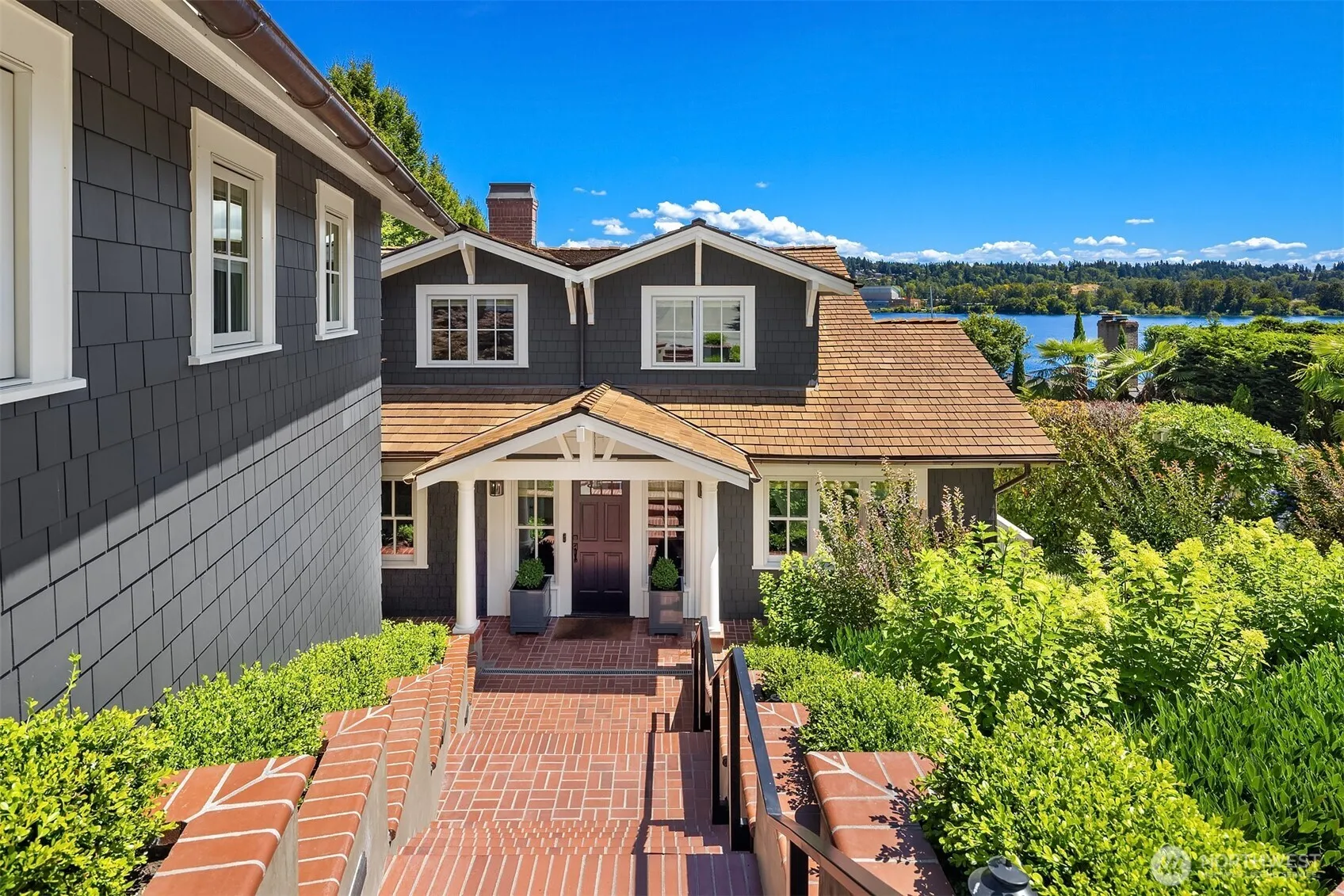 Property photo for 6952 96th Avenue Se, Mercer Island photo 3