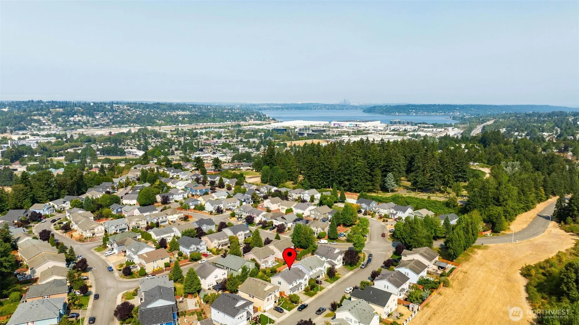 Property photo for 277 Edmonds Avenue Se, Renton photo 2