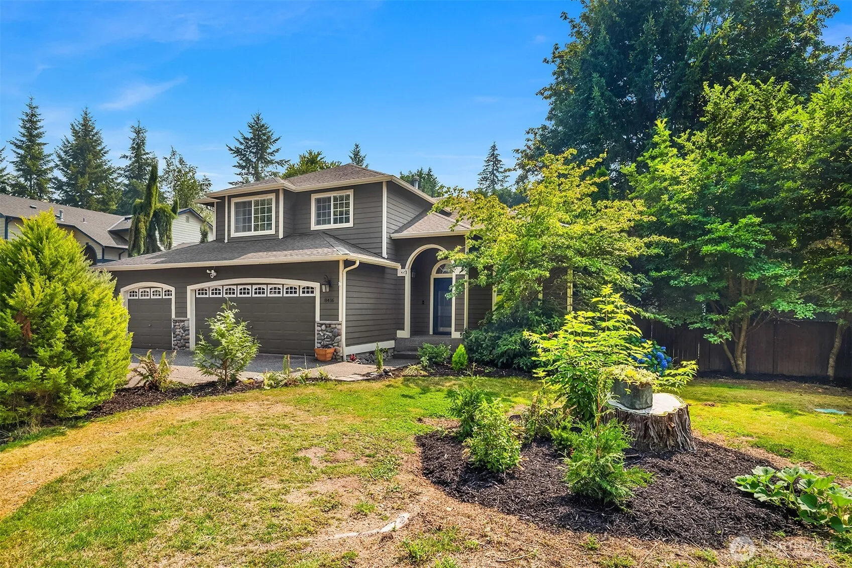 Property photo for 8416 96th Street Ne, Marysville photo 2