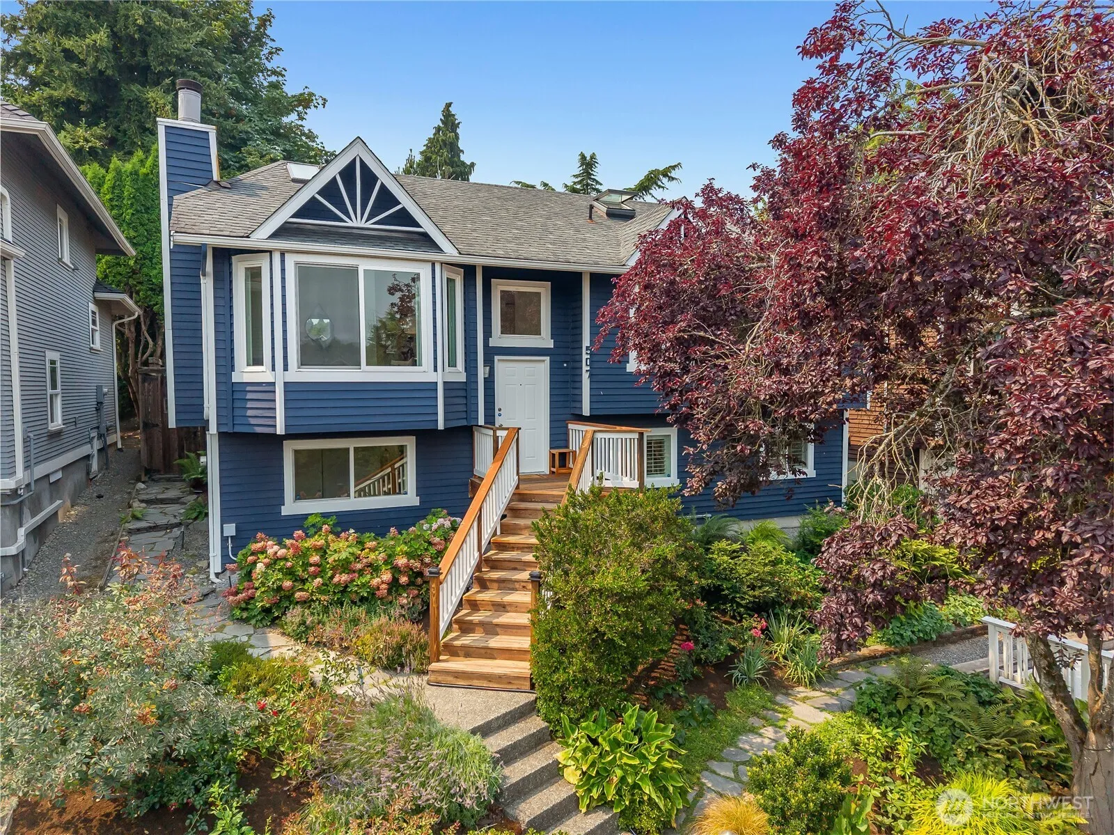 Property photo for 507 31st Avenue, Seattle photo 2