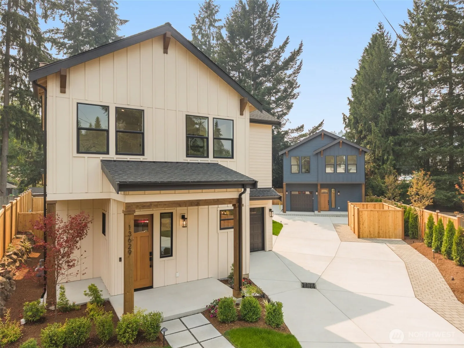 Property photo for 13629 103rd Avenue Ne, Kirkland photo 2