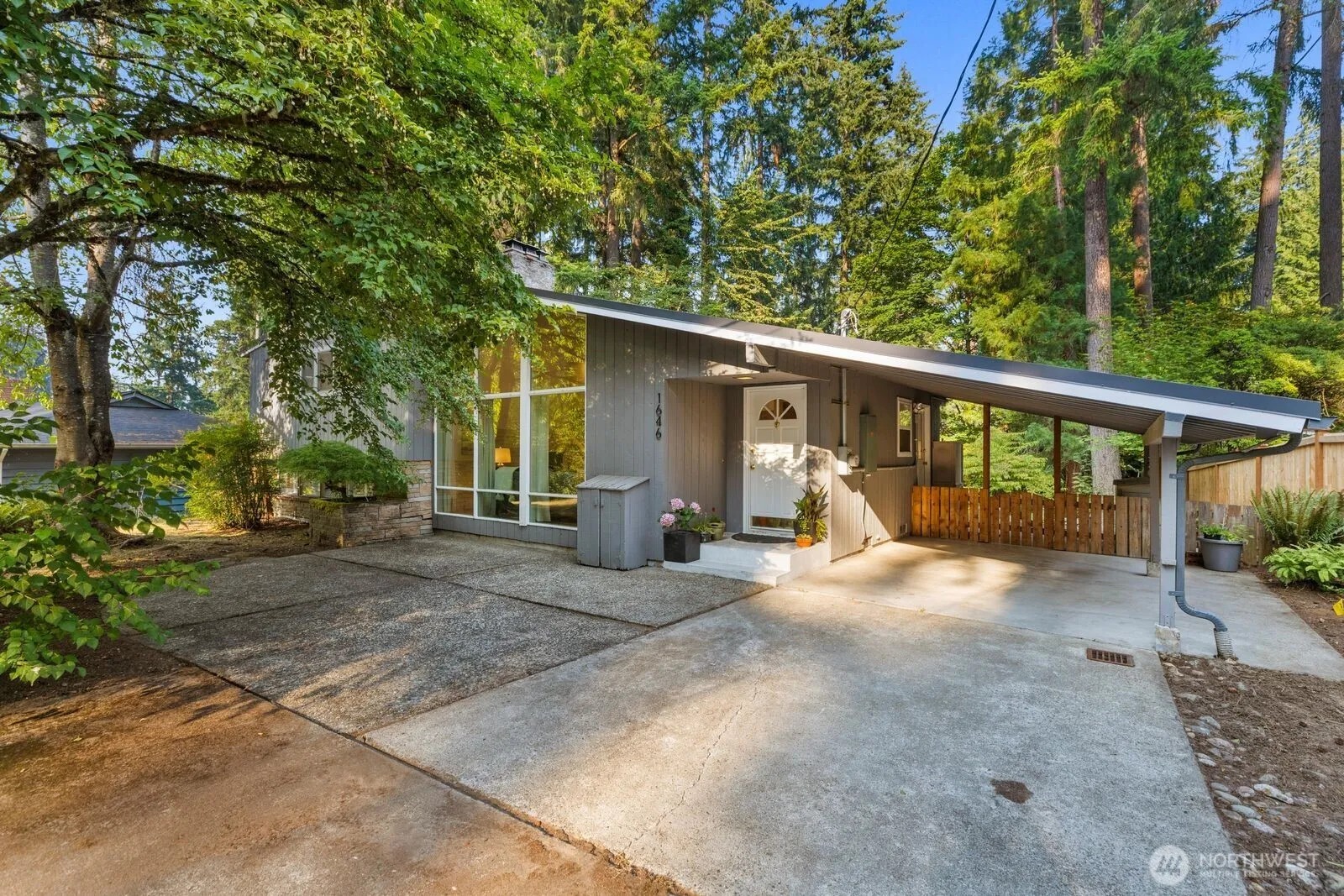 Property photo for 1646 152nd Avenue Se, Bellevue