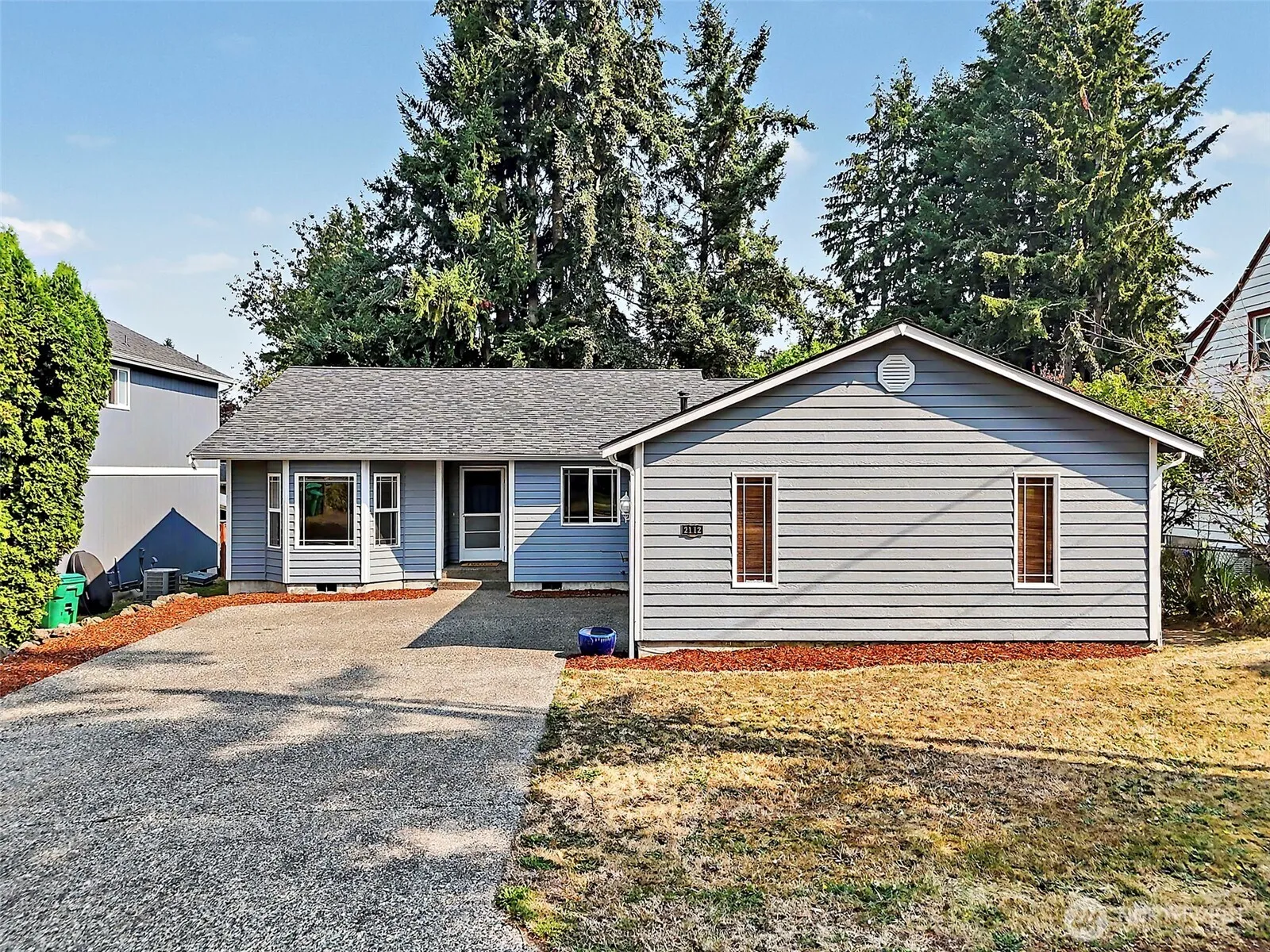 Property photo for 2112 Thurston Avenue Ne, Olympia photo 2